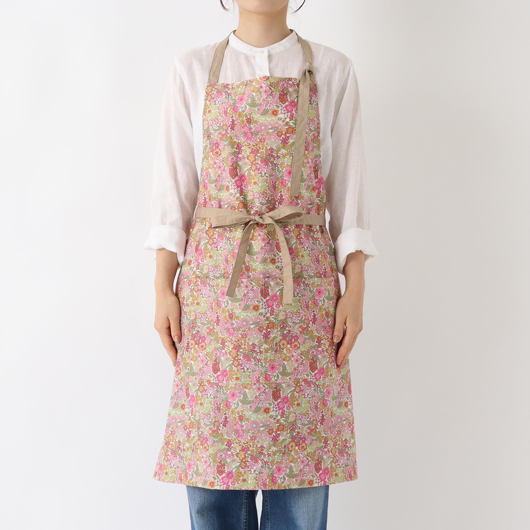 212 KITCHEN STORE「エプロン マーガレットアニー PK ＜フローレットロンドン ＞」|食器・キッチングッズ|