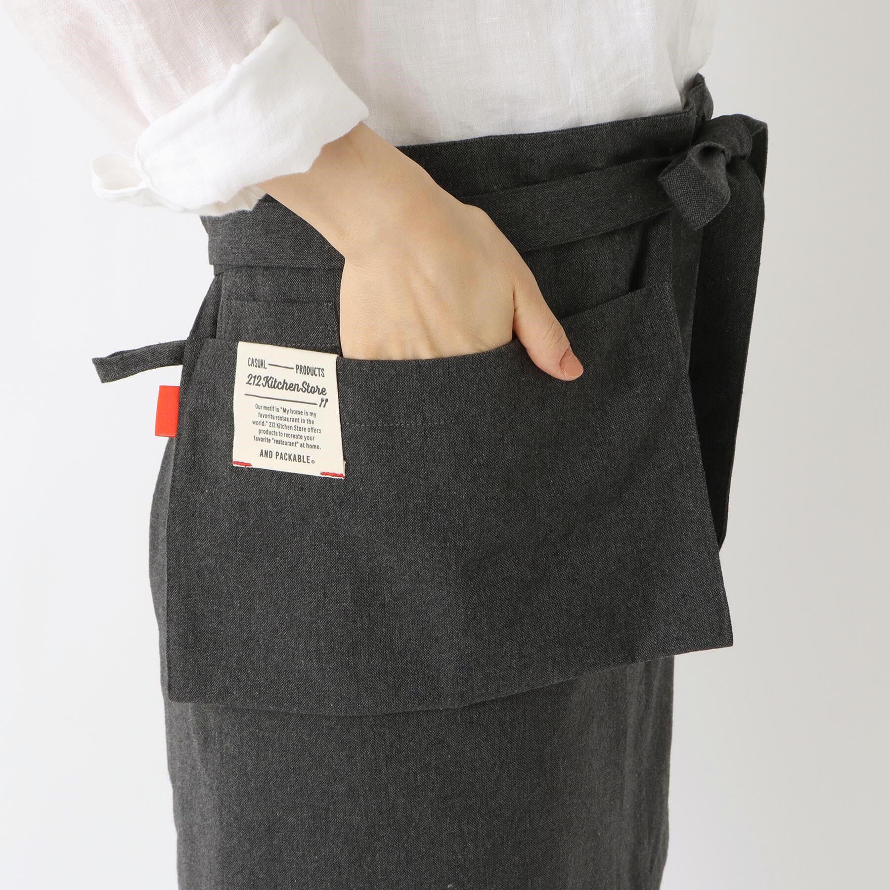 212 KITCHEN STORE「ギャルソンエプロン リサイクルコットン チャコール」|食器・キッチングッズ|