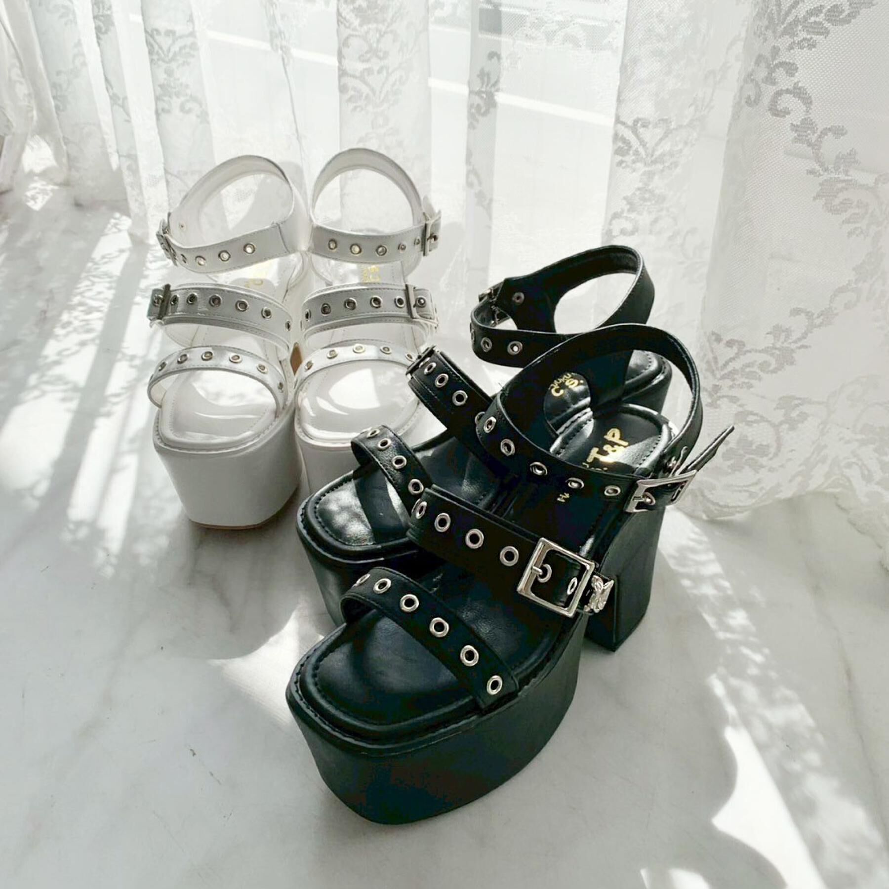 csT&P「厚底バタフライ付ベルトサンダル」|サンダル|