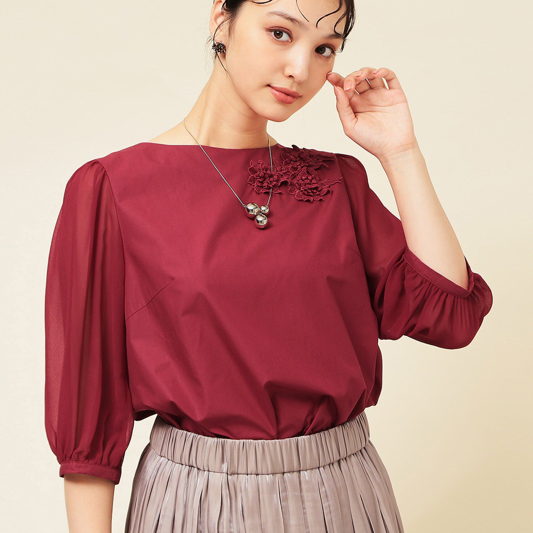 SunaUna「【フラワーモチーフ付き／袖シフォン】肘下丈ブラウス」|シャツ・ブラウス|