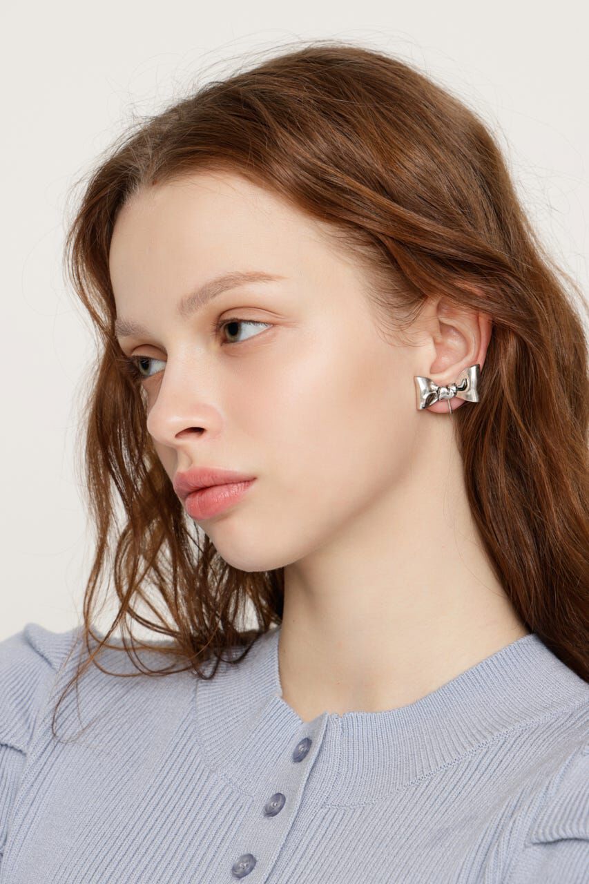 SLY「BOLD RIBBON イヤリング」|ピアス|
