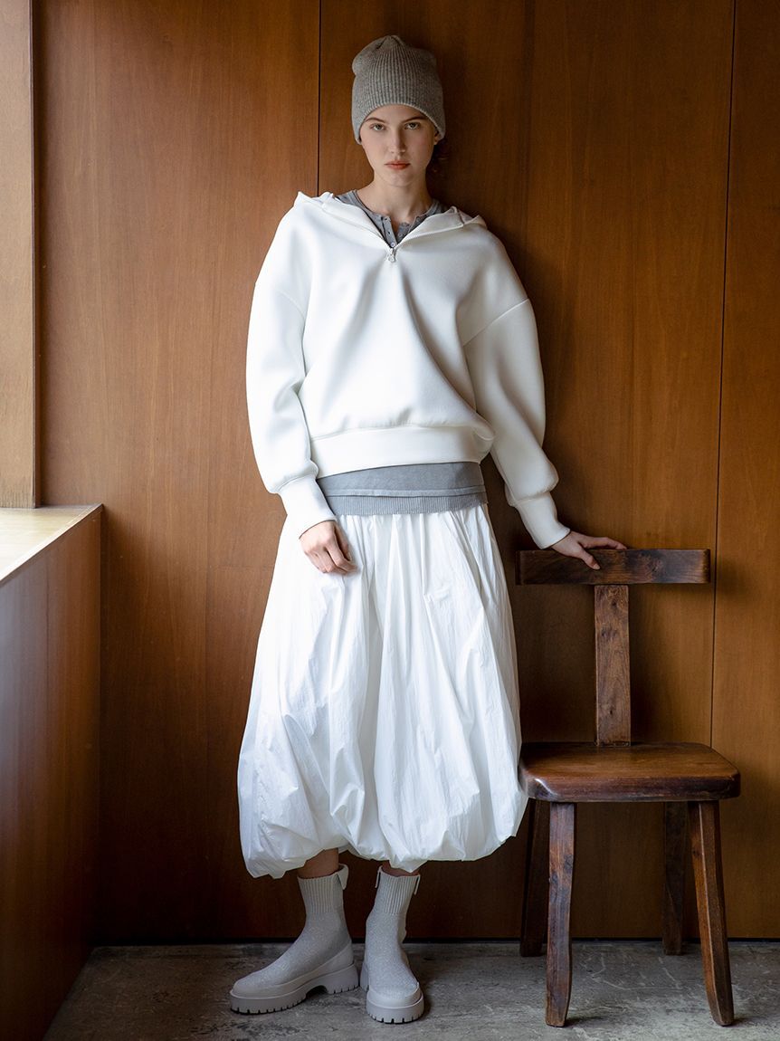 emmi atelier「ダンボールフーディ&times;スカートセット」|ワンピース|WHT