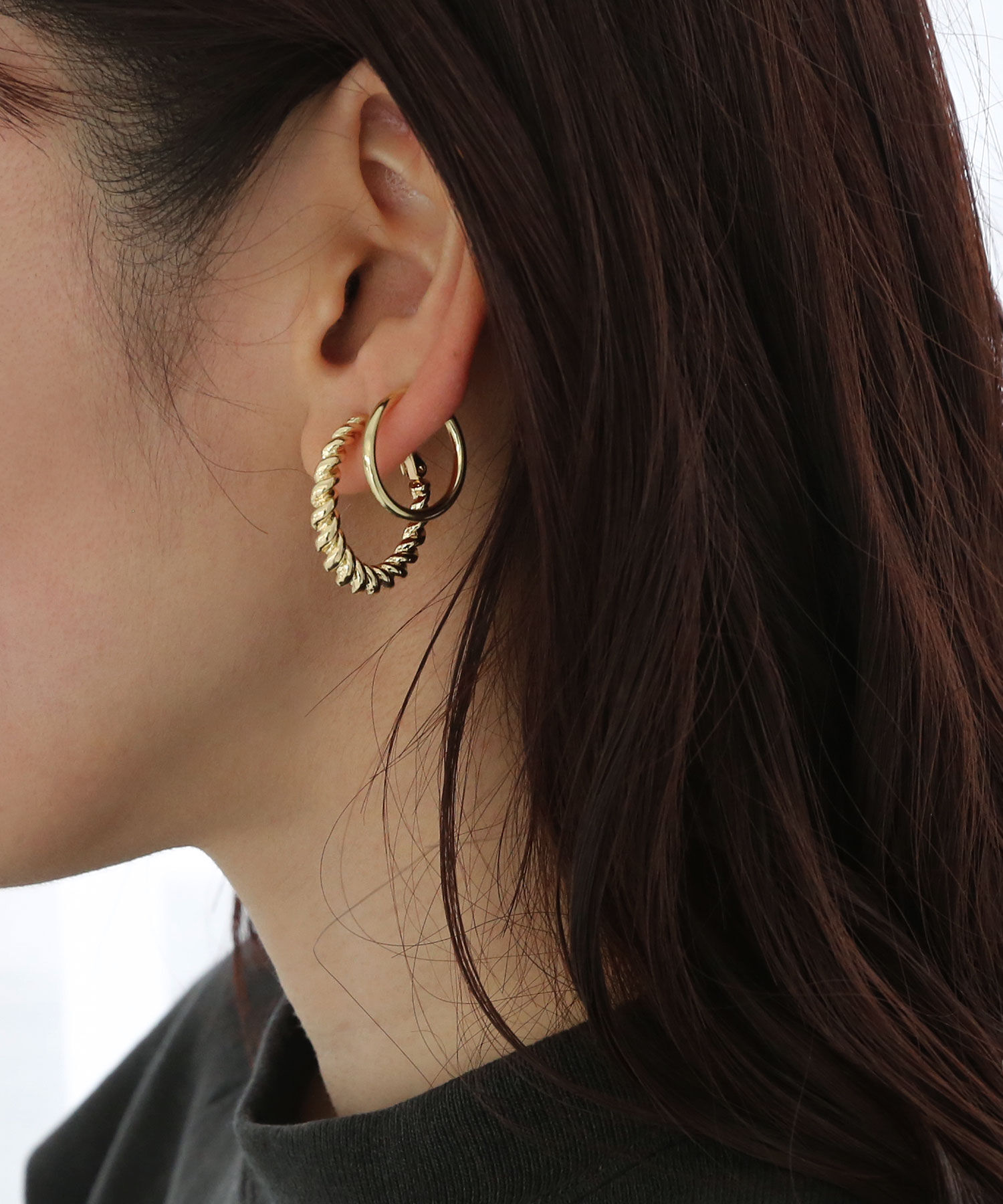 colleca la「大きめツイストフープセットイヤリング」|イヤリング|