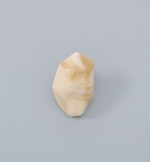 Phoebe+「【sfy】marble stone pairイヤリング　ベージュ&times;パープル」|イヤリング|