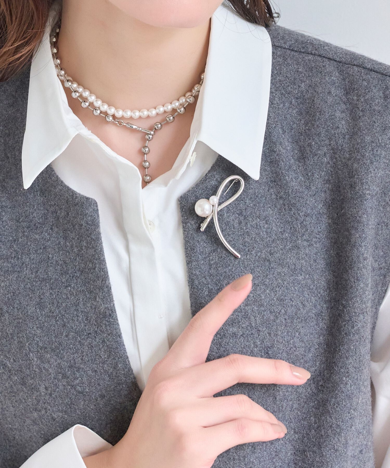 Phoebe「クロスメタルパールブローチ　シルバー　セレモニー/入学式/卒業式/式典」|ブローチ・コサージュ|