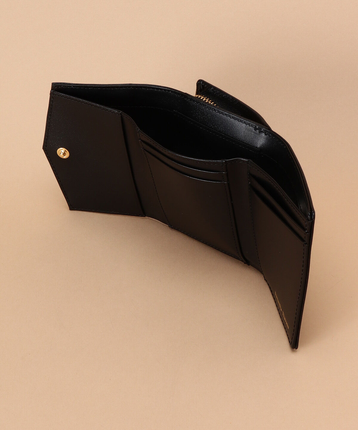 Samantha Thavasa「スマートレザー三つ折り財布」|財布|