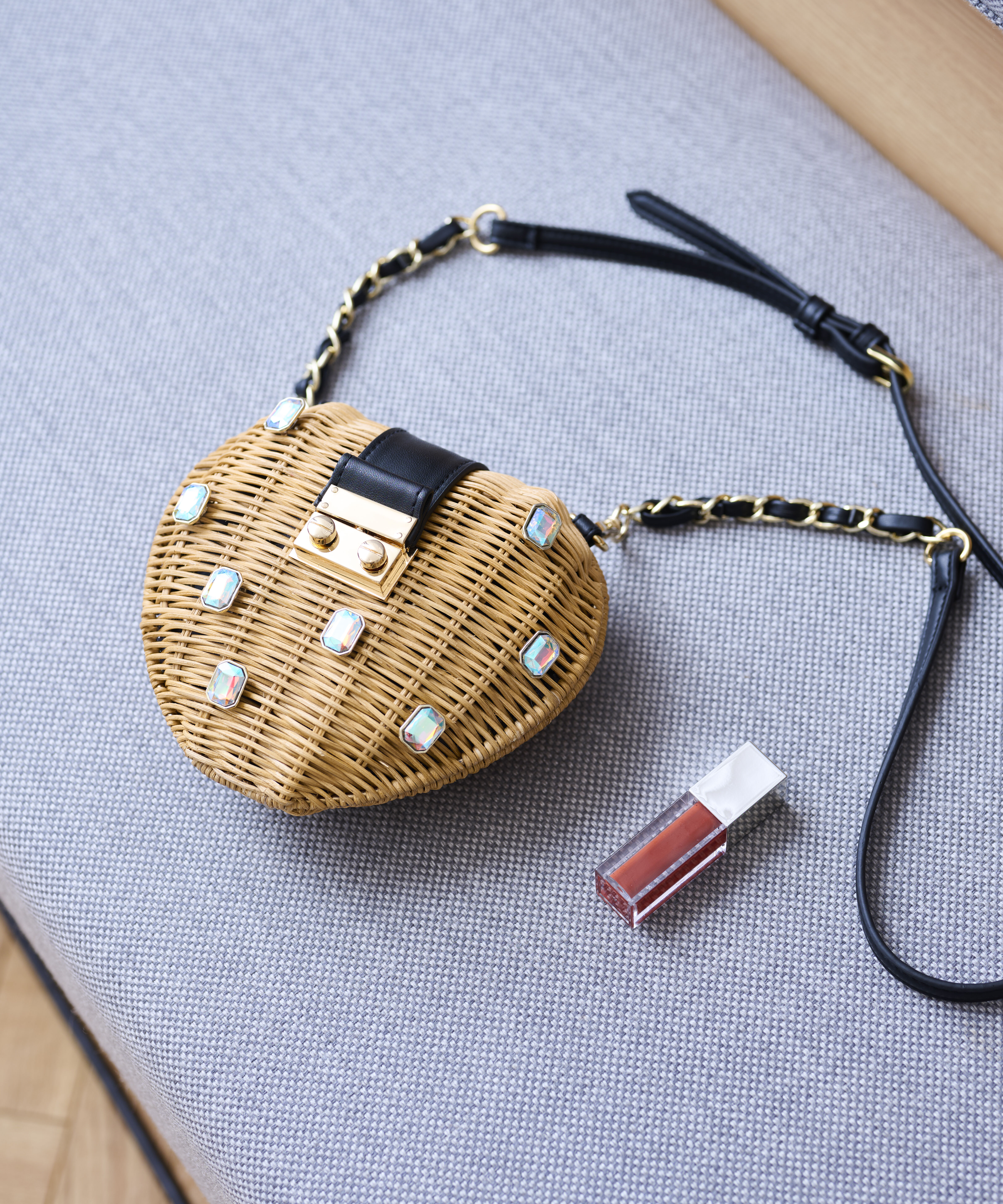 Samantha Vega「ジュエリーハート型ショルダーかごバッグ」|ショルダー・メッセンジャー|