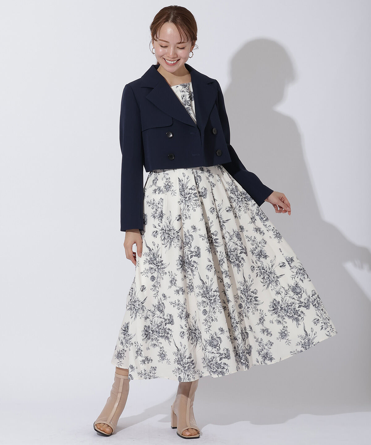 アンドクチュール「ダブルクロスショートトレンチ」|トレンチコート|