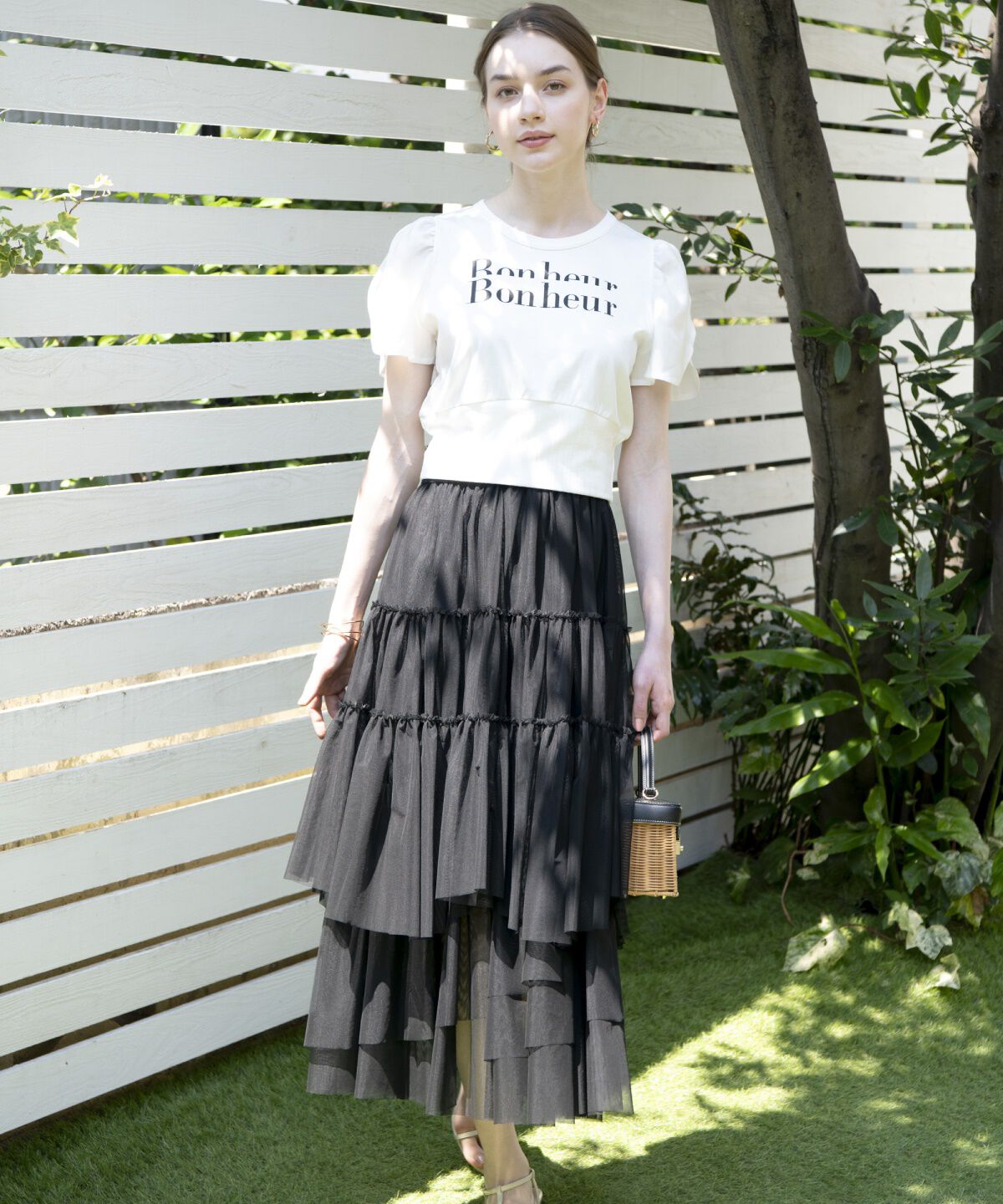 アンドクチュール「クロップドロゴTシャツ」|Tシャツ・カットソー|