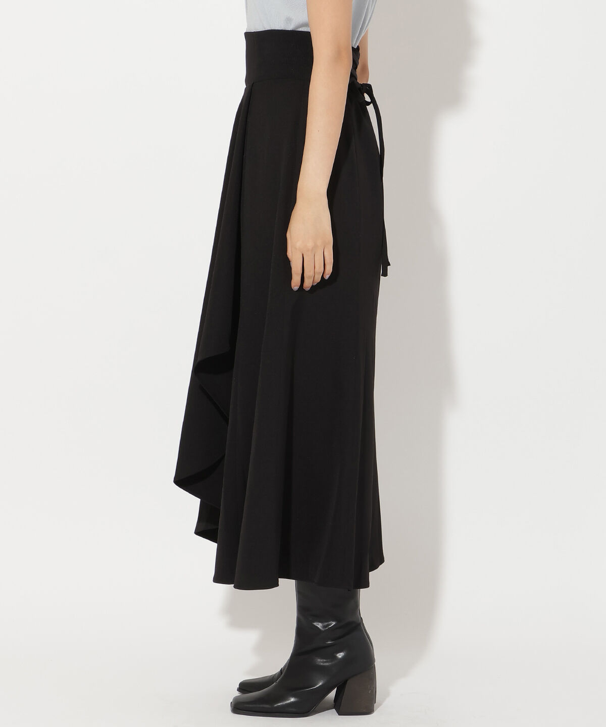 アンドクチュール「サイドリブラッフルマーメイドスカート」|フレア|