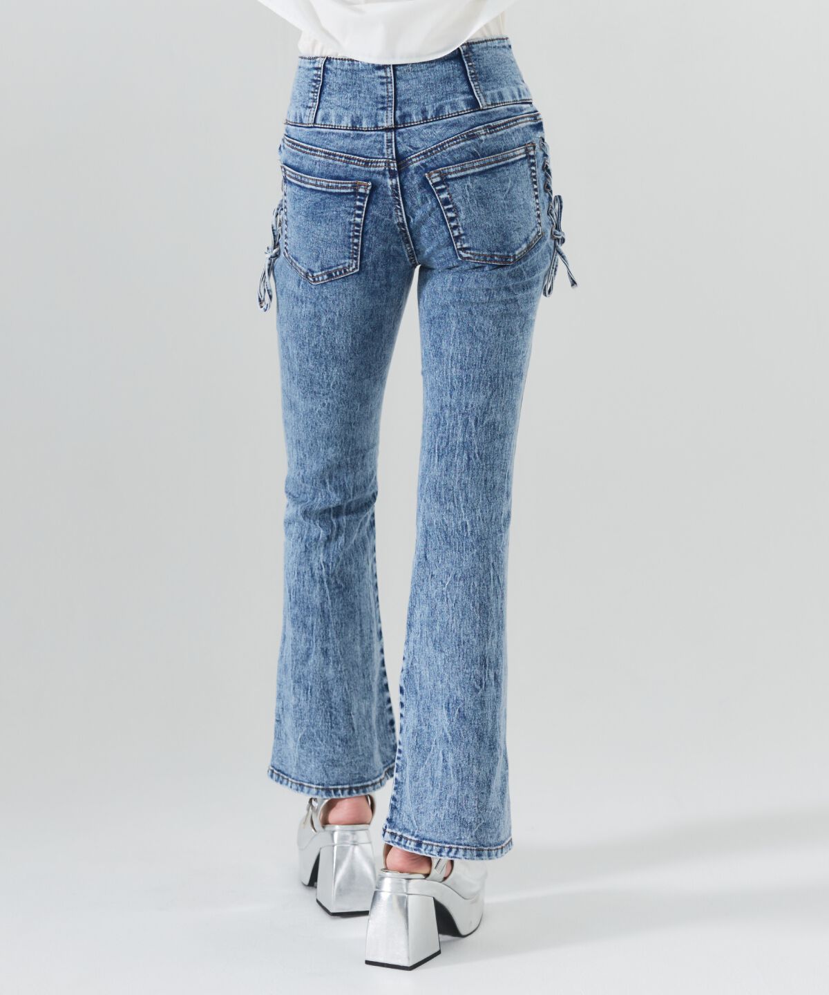 REDYAZEL「サイドリボンレースアップフレアデニムパンツ」|デニム|