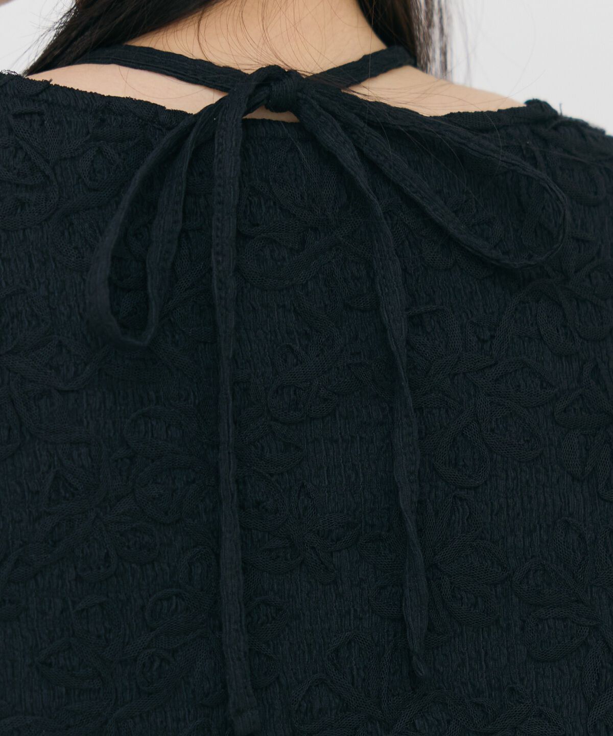 REDYAZEL「3DフラワーレースコンパクトTシャツ」|Tシャツ・カットソー|