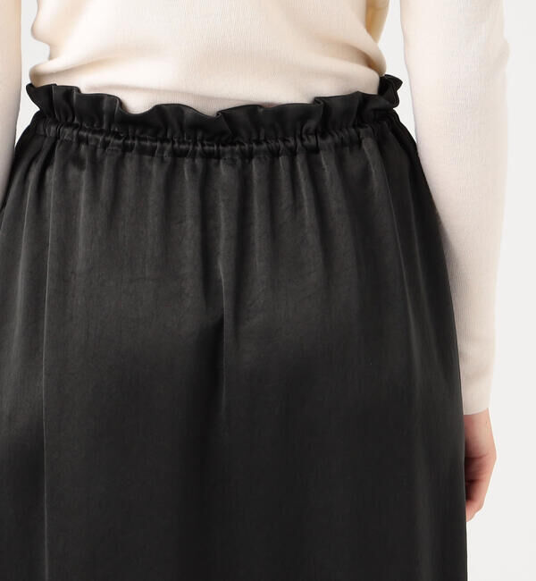 Ballsey「スライミーサテン ギャザーフレアスカート」|フレア|