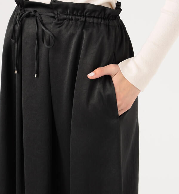 Ballsey「スライミーサテン ギャザーフレアスカート」|フレア|
