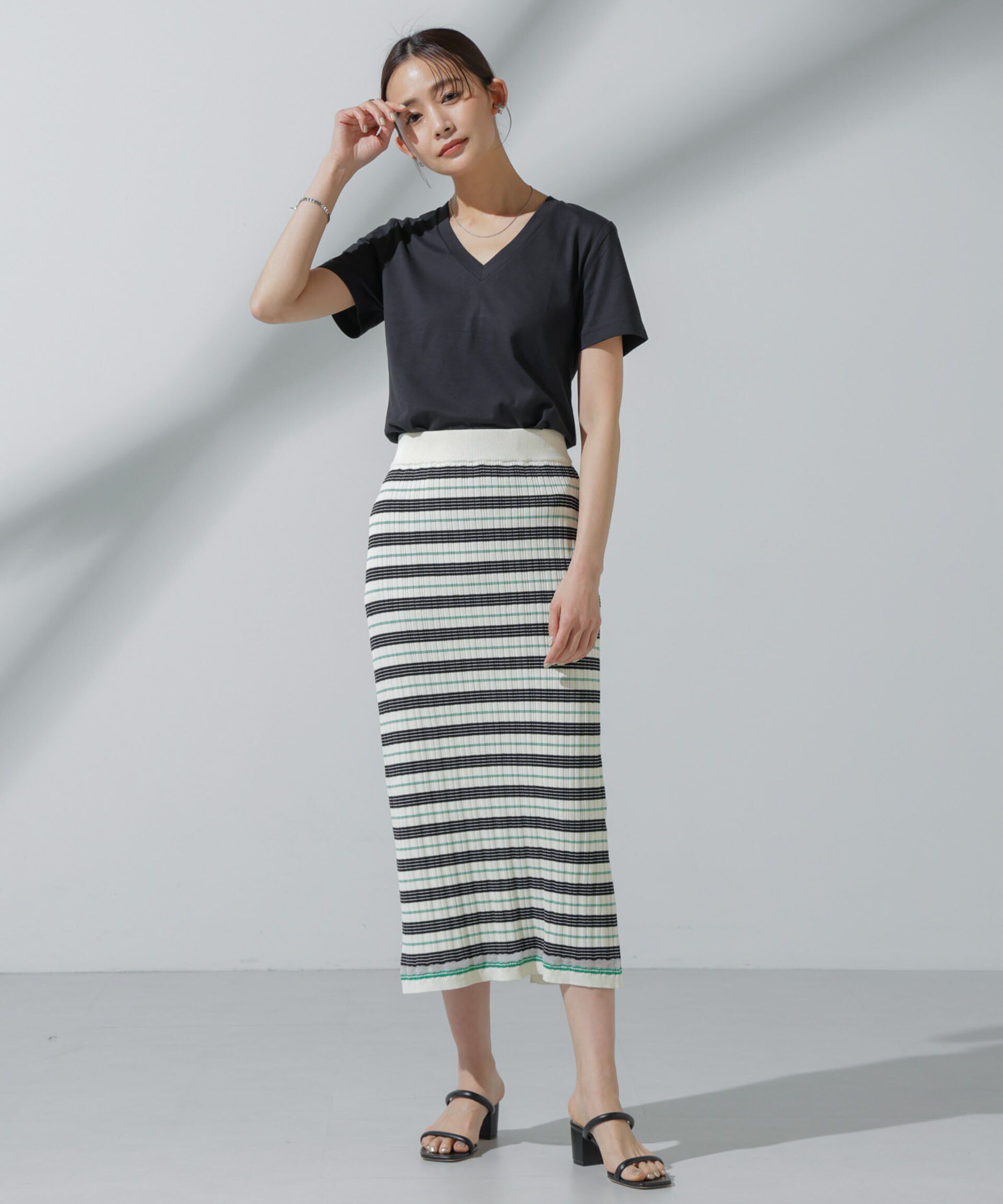 nano･universe「Anti Soaked(R) 汗染み防止 VネックTシャツ」|Tシャツ・カットソー|