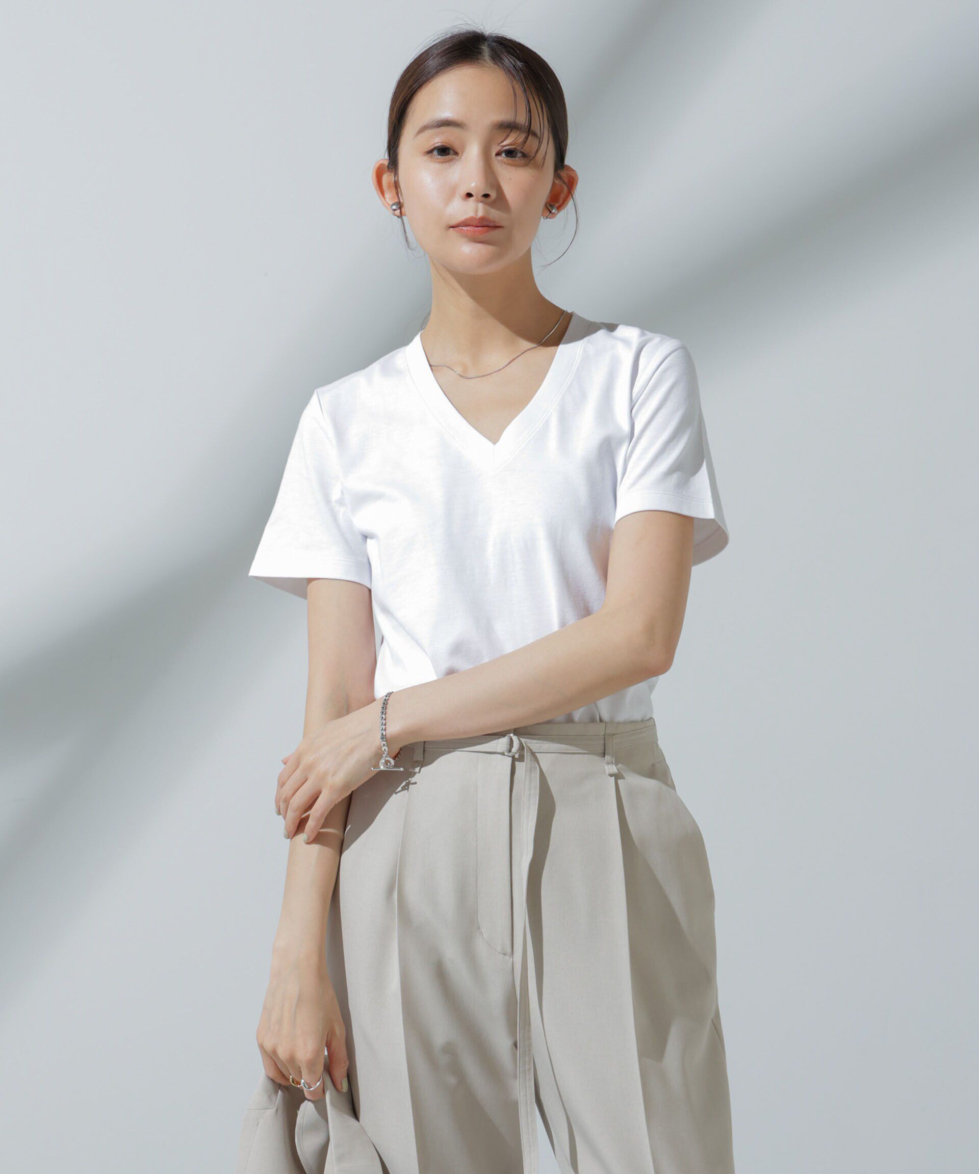 nano･universe「Anti Soaked(R) 汗染み防止 VネックTシャツ」|Tシャツ・カットソー|