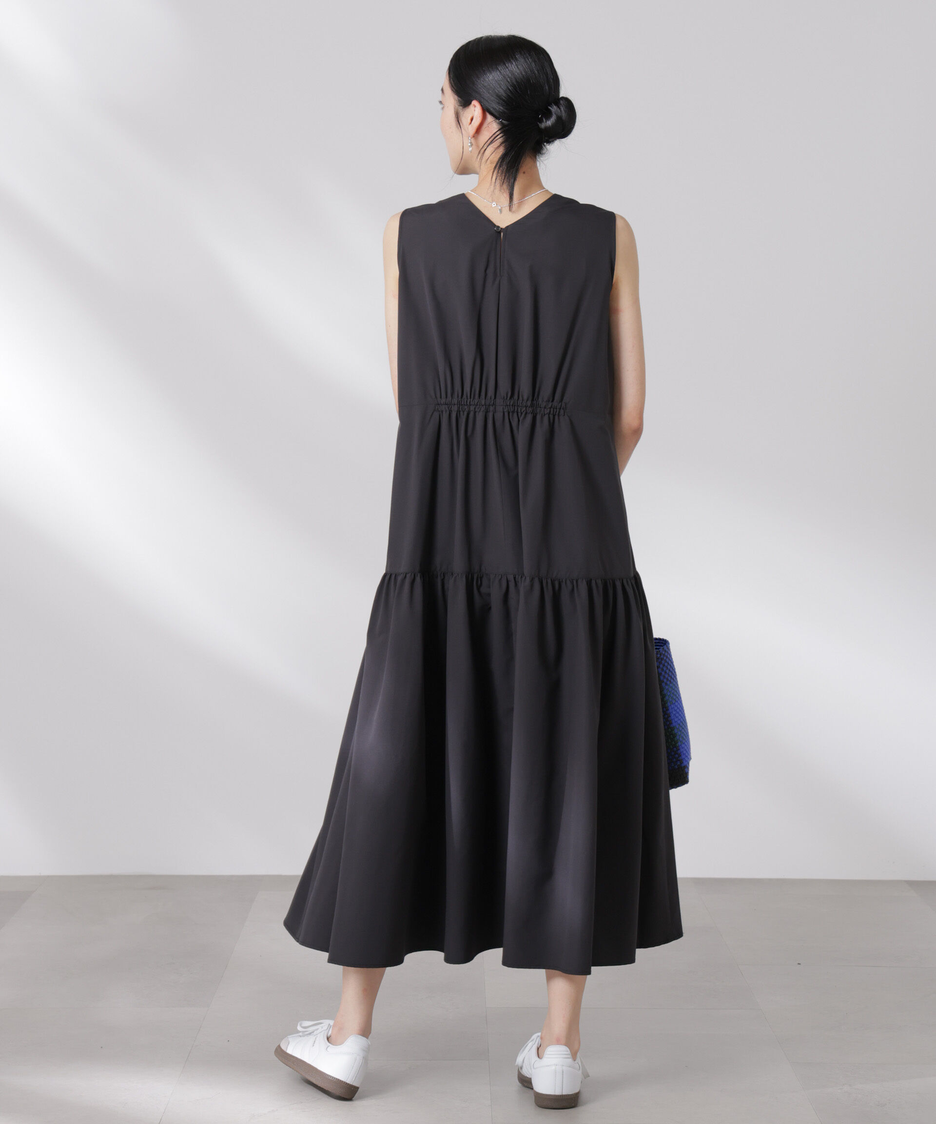 nano･universe「MINOTECH(R)Vネックギャザーティアードワンピース」|ワンピース|