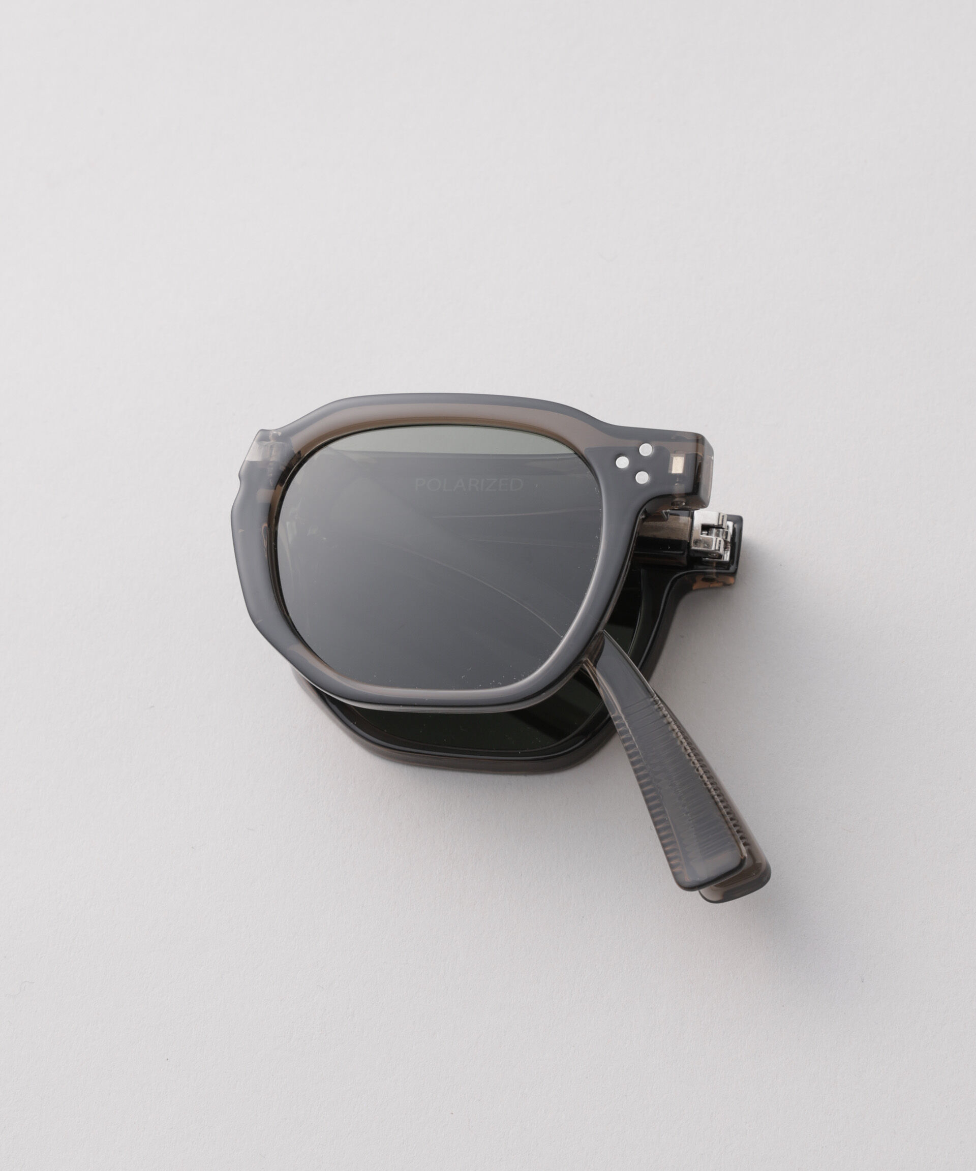 nano･universe「アイウェア/オクタゴン型 折り畳み式サングラス」|メガネ|