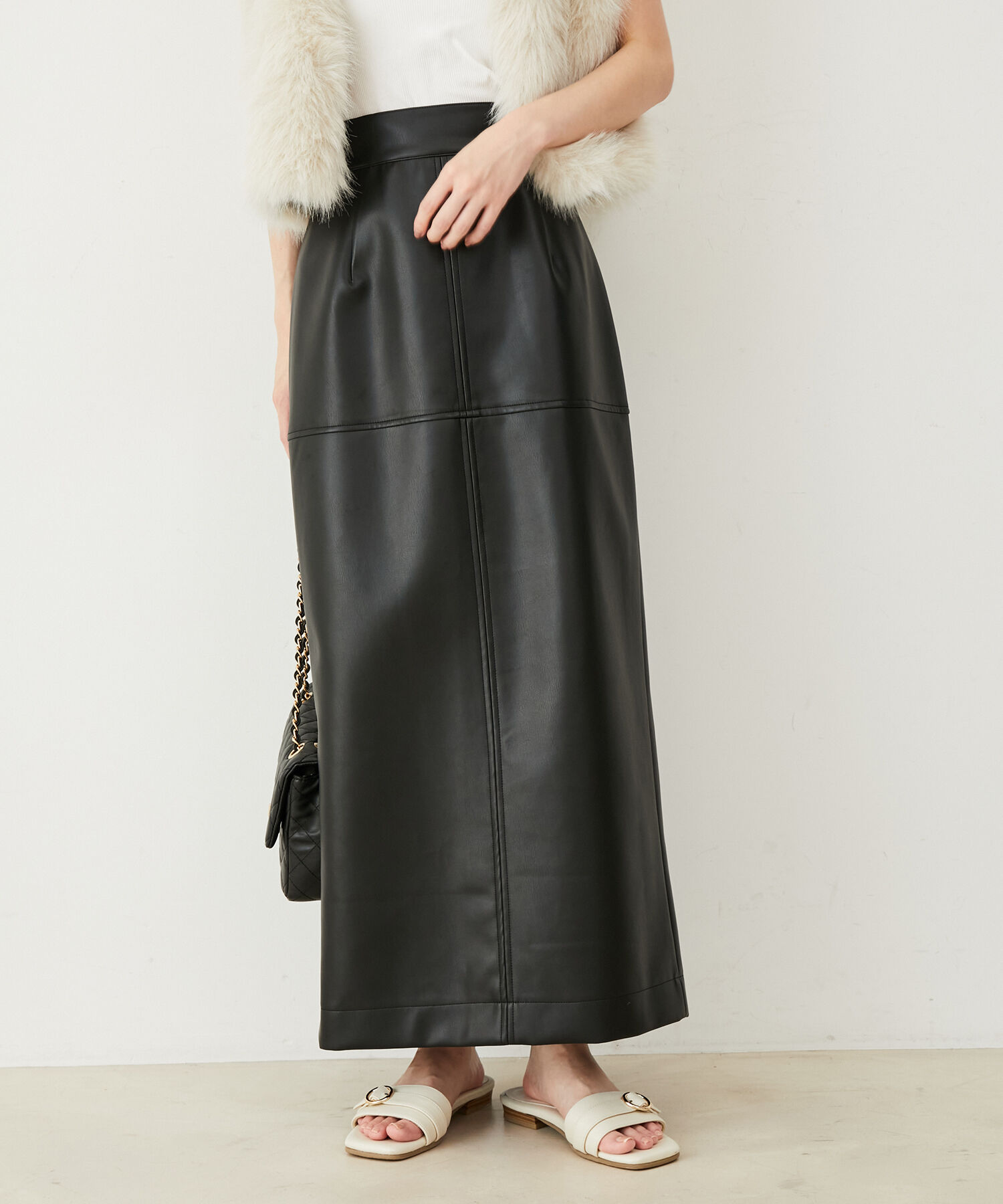 VIS「フェイクレザーIラインロングスカート」|スカート|ブラック(01)