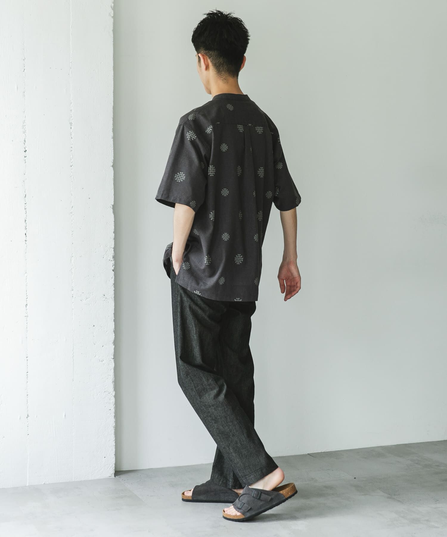 URBAN RESEARCH DOORS「『XLサイズ/WEB限定』『UR TECH 高機能リネン』バンドカラーシャツ」|シャツ・ブラウス|