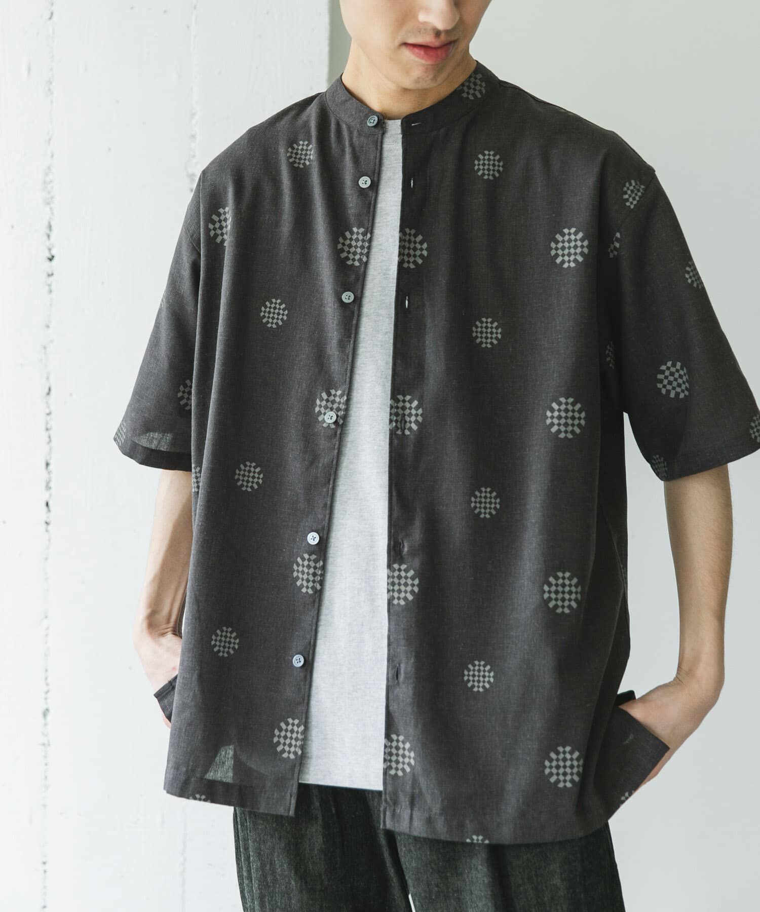 URBAN RESEARCH DOORS「『XLサイズ/WEB限定』『UR TECH 高機能リネン』バンドカラーシャツ」|シャツ・ブラウス|