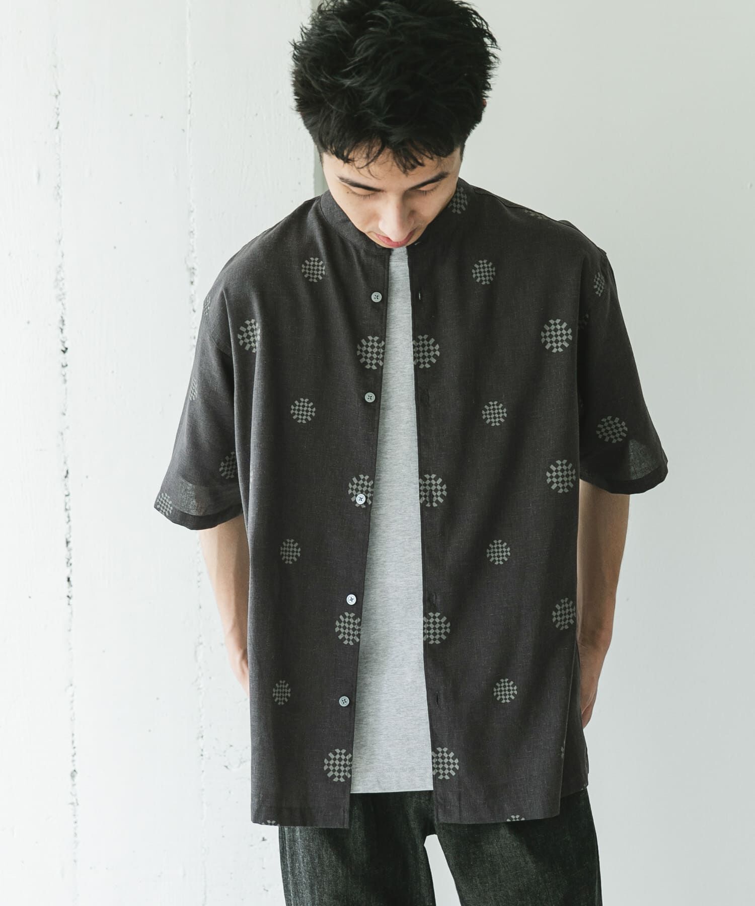 URBAN RESEARCH DOORS「『XLサイズ/WEB限定』『UR TECH 高機能リネン』バンドカラーシャツ」|シャツ・ブラウス|