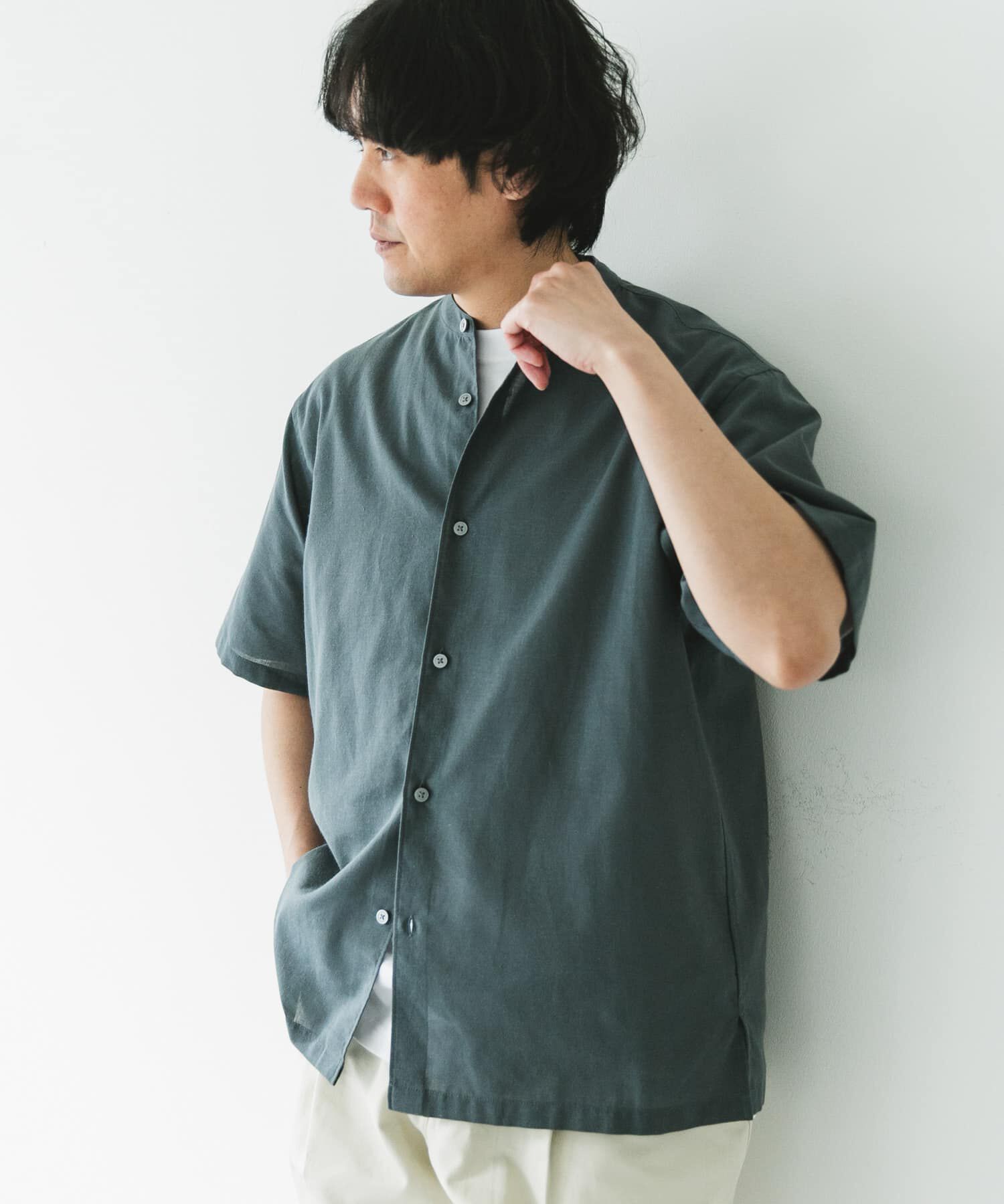 URBAN RESEARCH DOORS「『XLサイズ/WEB限定』『UR TECH 高機能リネン』バンドカラーシャツ」|シャツ・ブラウス|