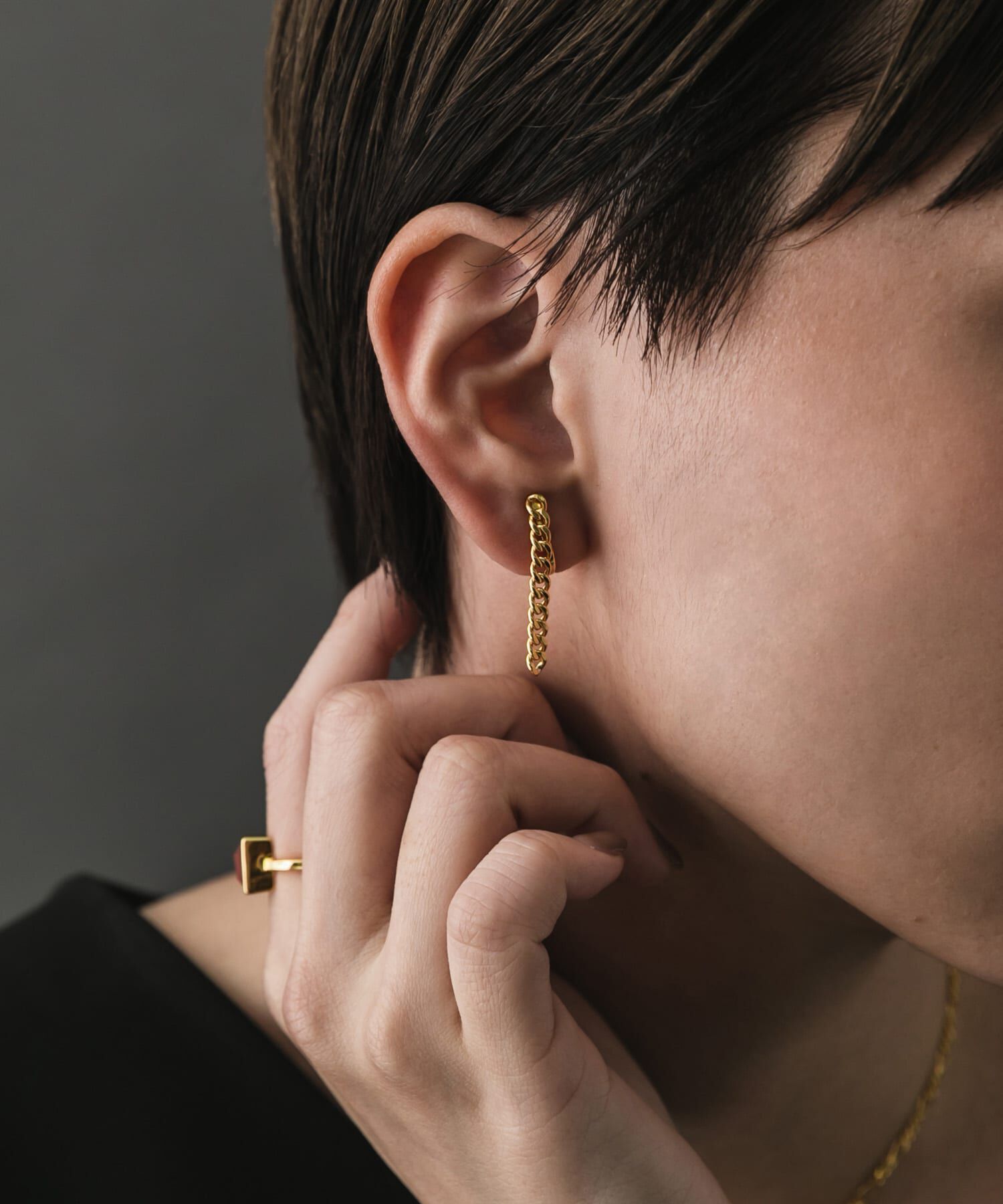 SMELLY「SMELLY so&rsquo;　asymmetry chain earring」|イヤリング|