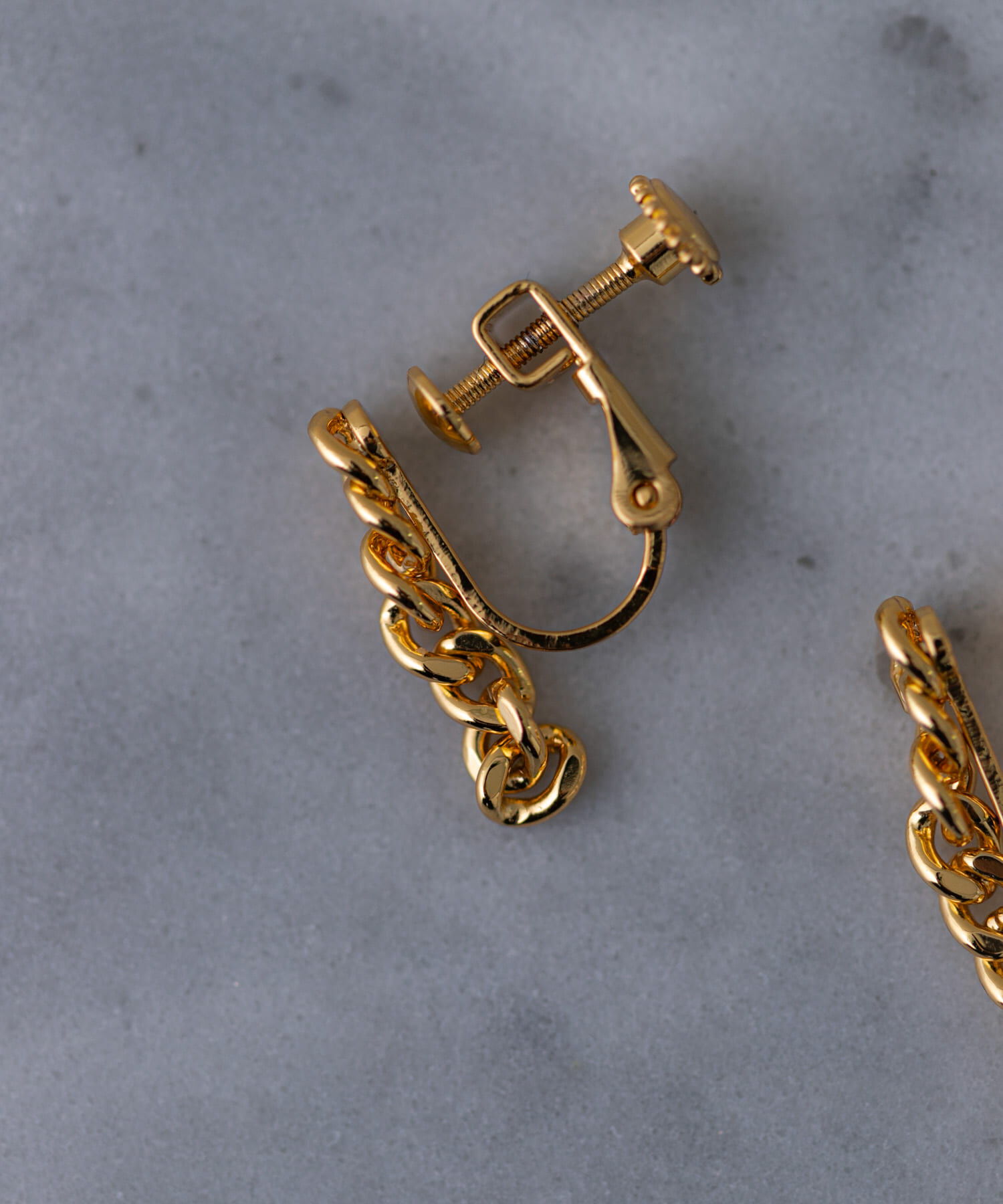 SMELLY「SMELLY so&rsquo;　asymmetry chain earring」|イヤリング|