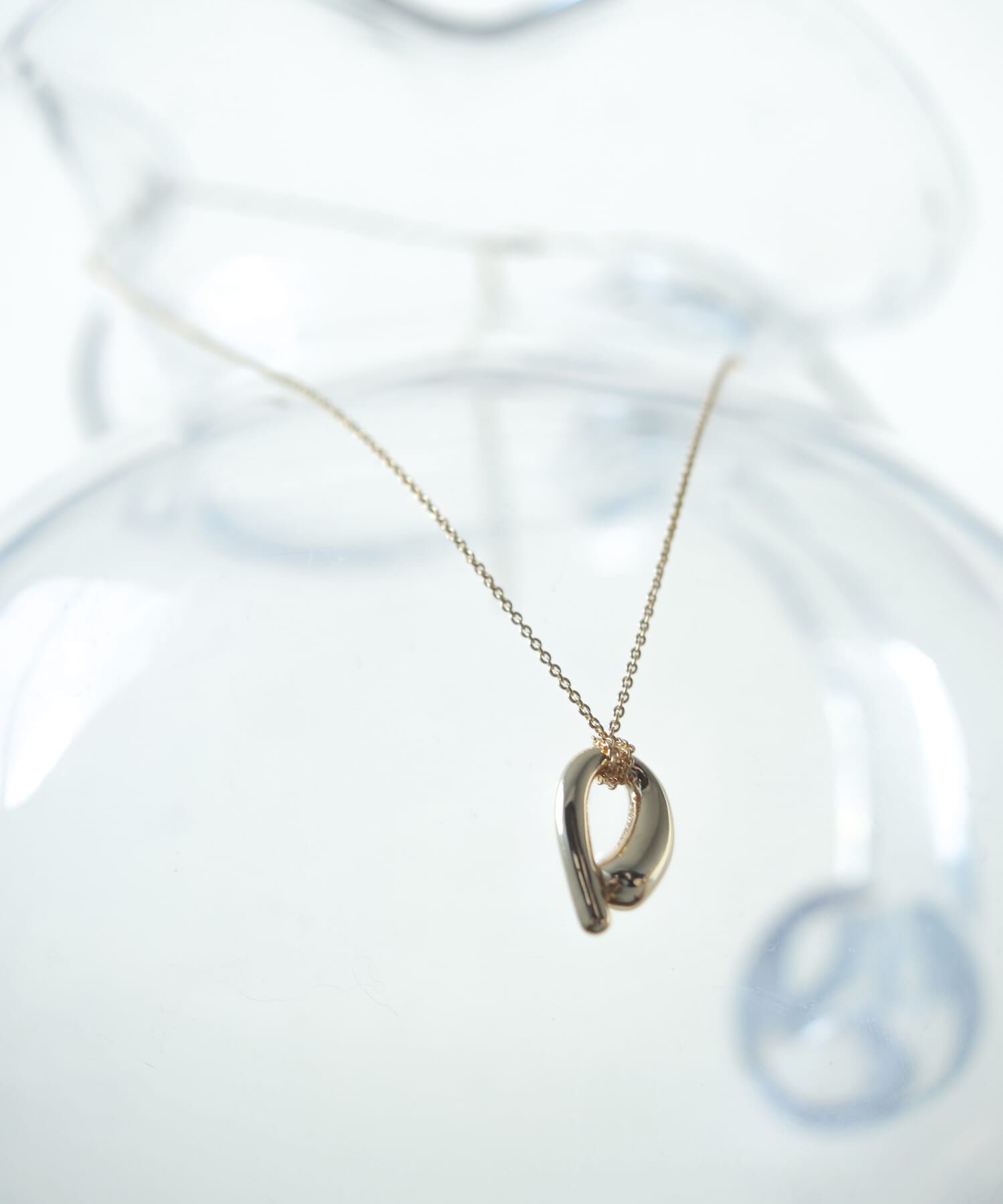 SMELLY「SMELLY so&rsquo;　asymmetric solid necklace」|ネックレス|