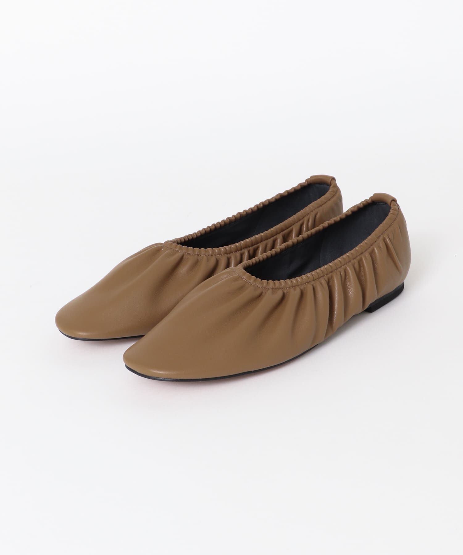 URBAN RESEARCH「MILLIWM　ギャザーバレエシューズ」|バレエシューズ|
