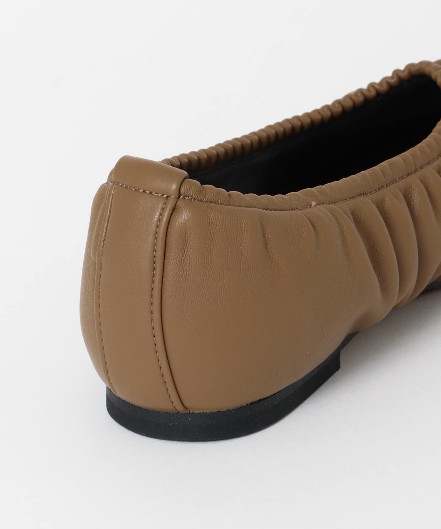 URBAN RESEARCH「MILLIWM　ギャザーバレエシューズ」|バレエシューズ|