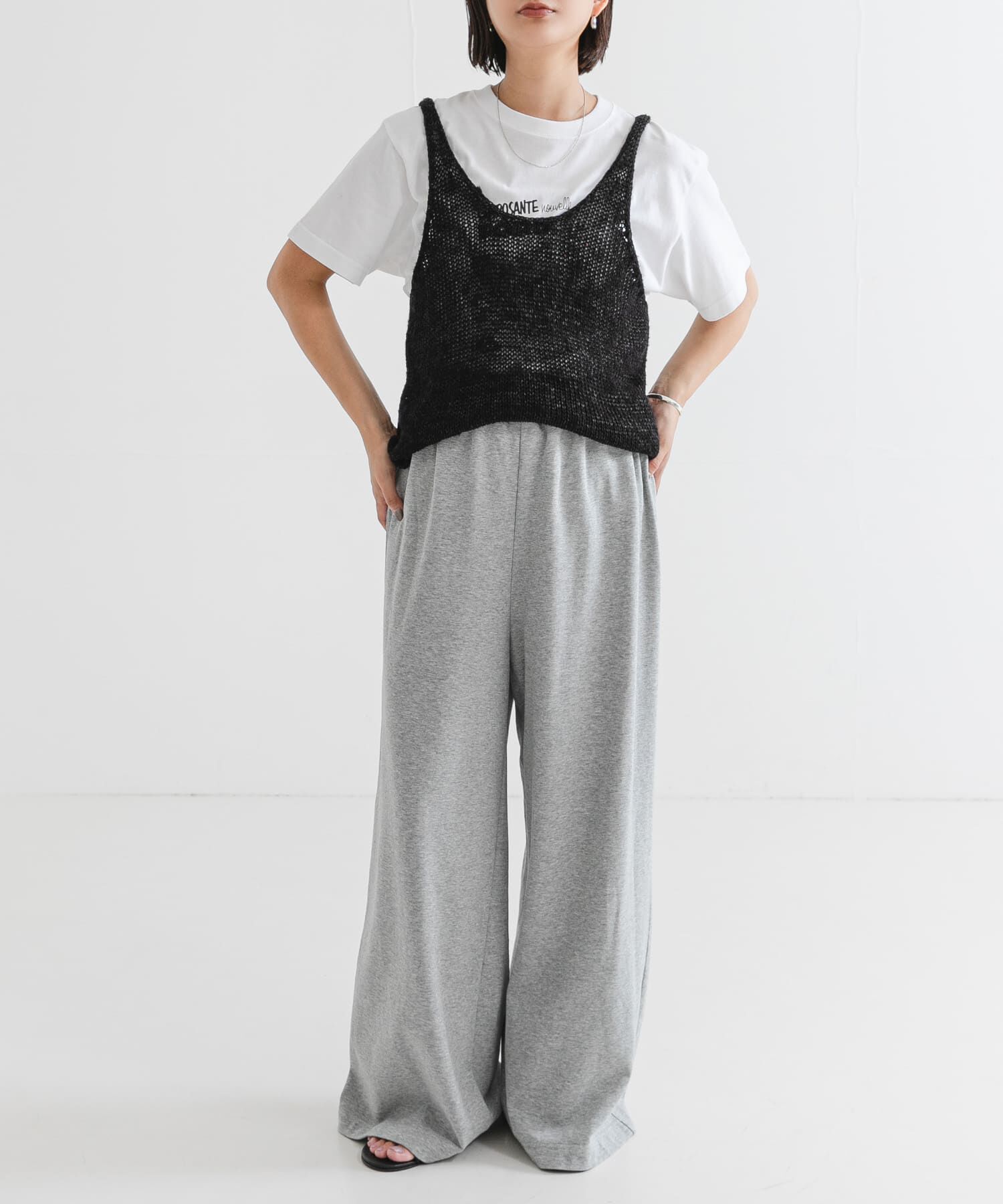 URBAN RESEARCH「リネン混ノースリーブニット」|ニット・セーター|