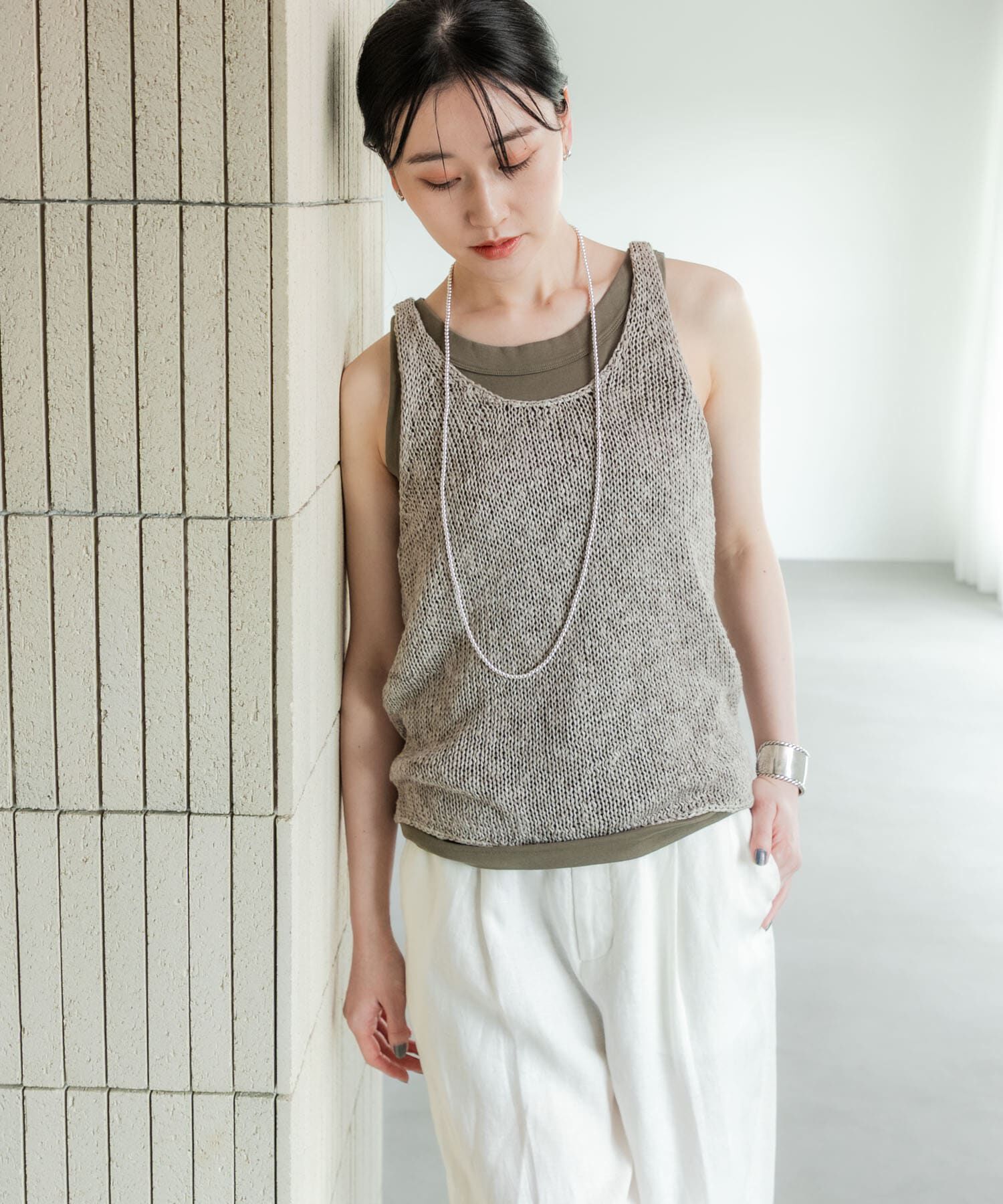 URBAN RESEARCH「リネン混ノースリーブニット」|ニット・セーター|