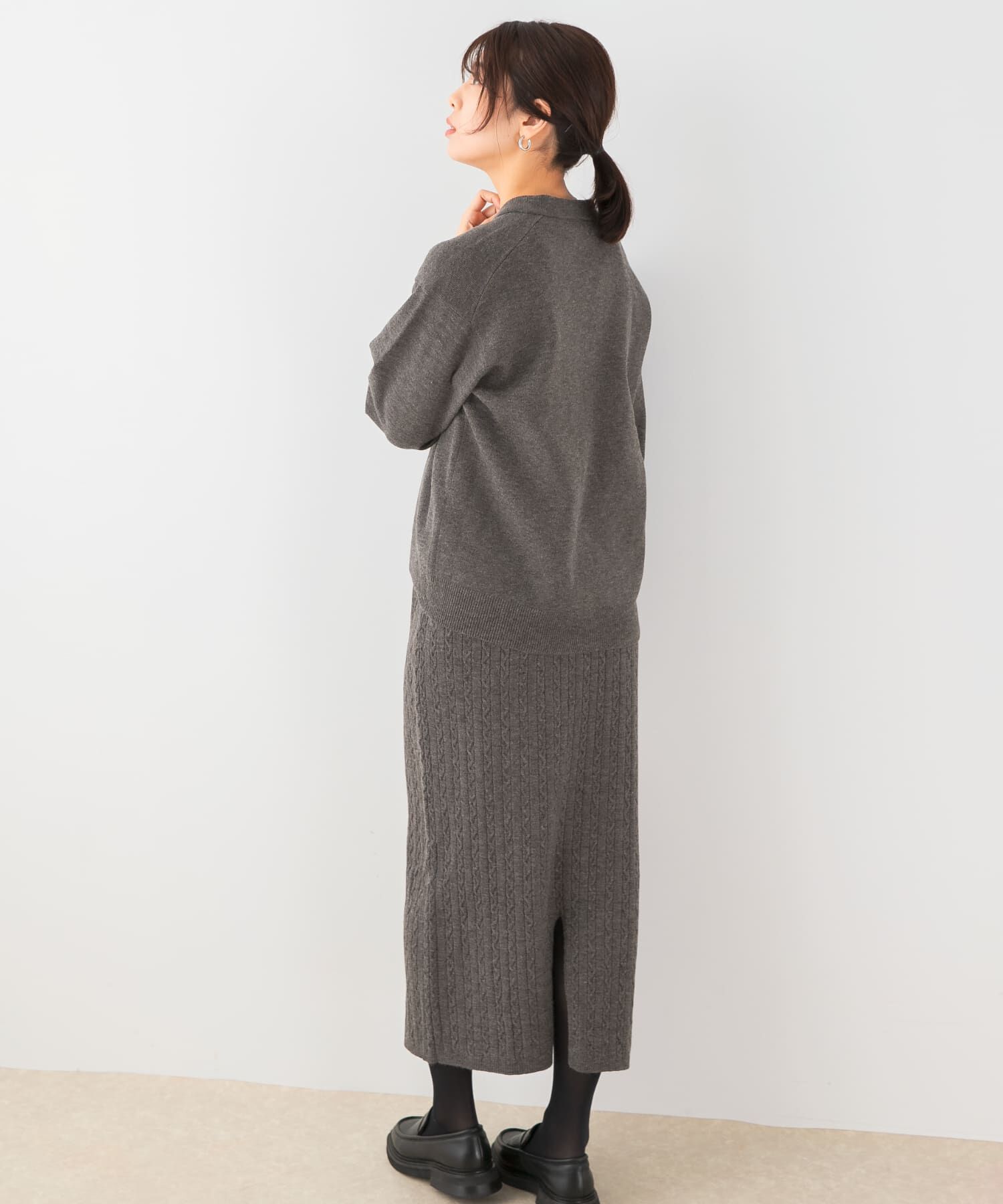 URBAN RESEARCH ROSSO「F by ROSSO　ウォッシャブル抗ピルニット+スカート」|ニット・セーター|