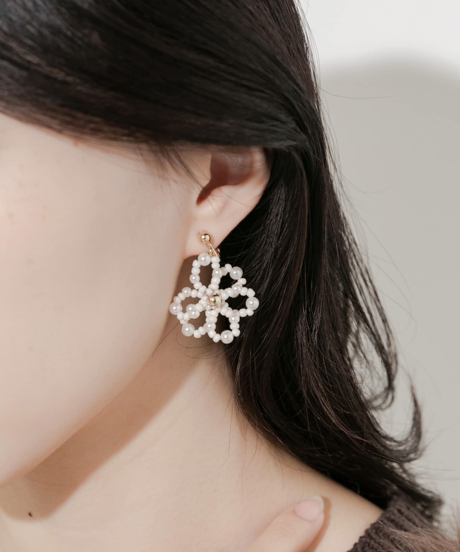 SMELLY「ビースフラワーイヤリング」|イヤリング|