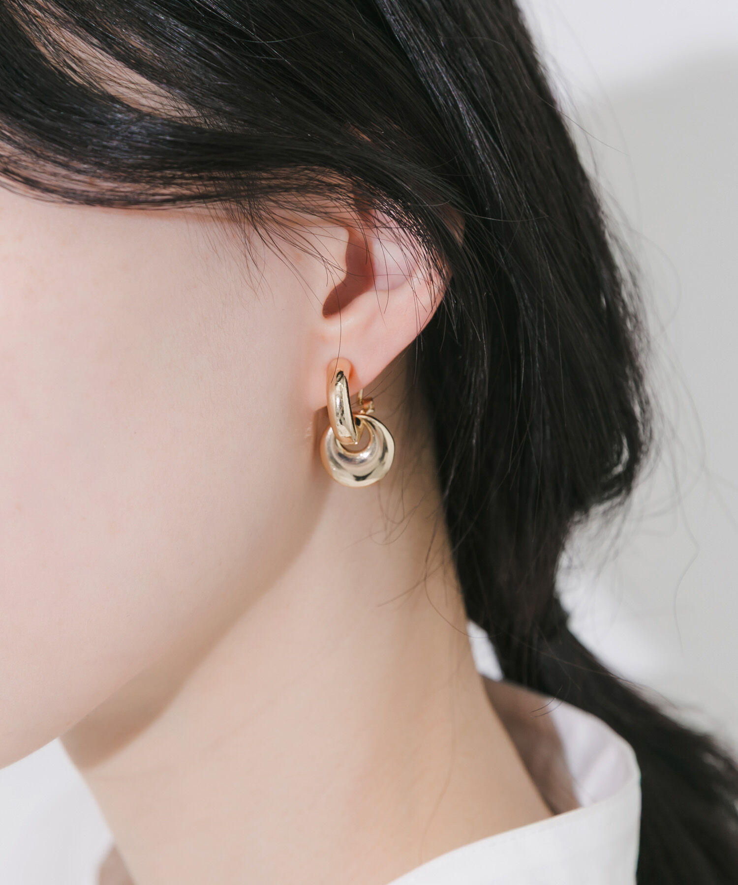 SMELLY「ボリュームラウンドフープイヤリング」|イヤリング|