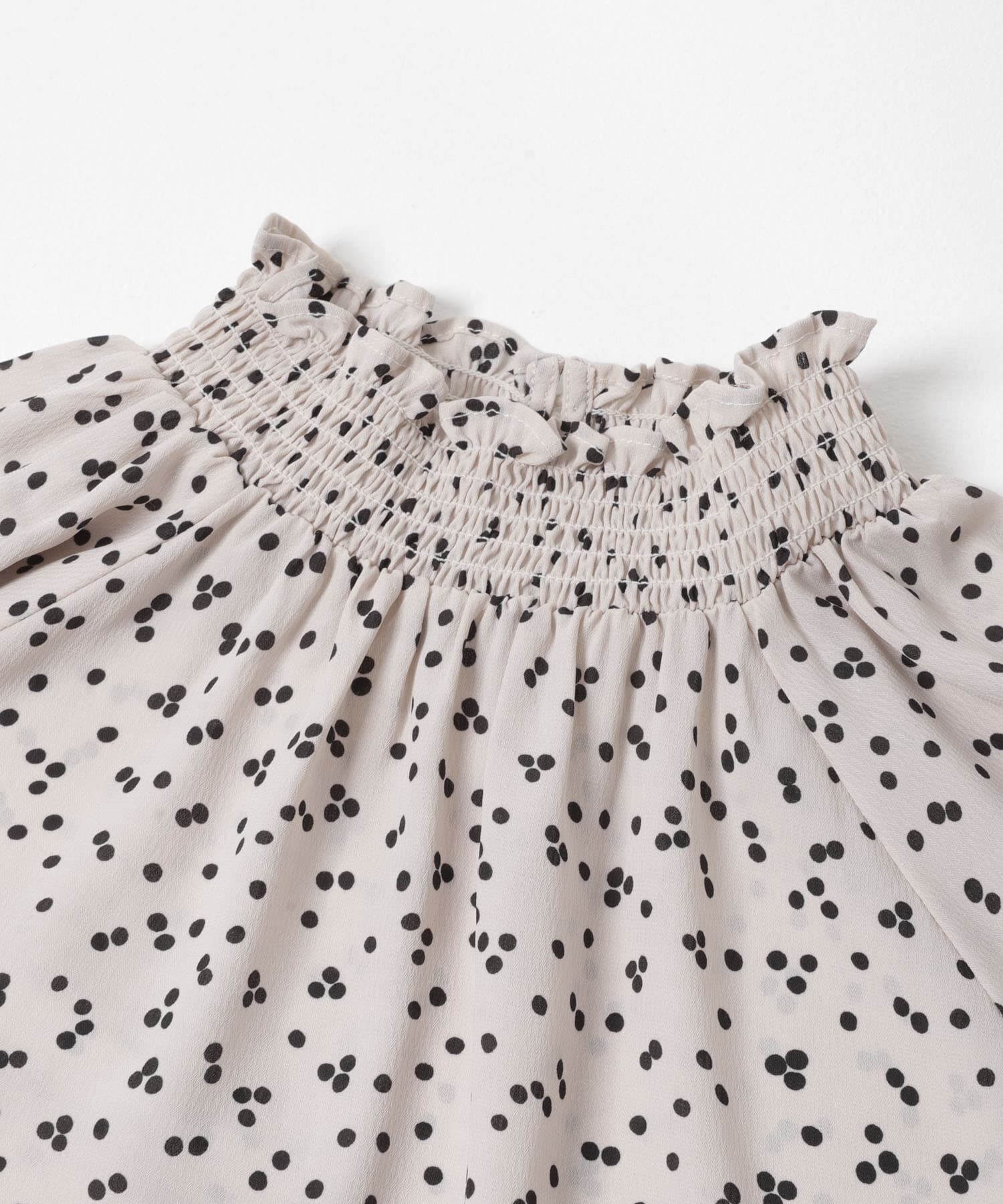 URBAN RESEARCH ROSSO「『WEB/一部店舗限定』ウォッシャブルランダムドットブラウス」|シャツ・ブラウス|