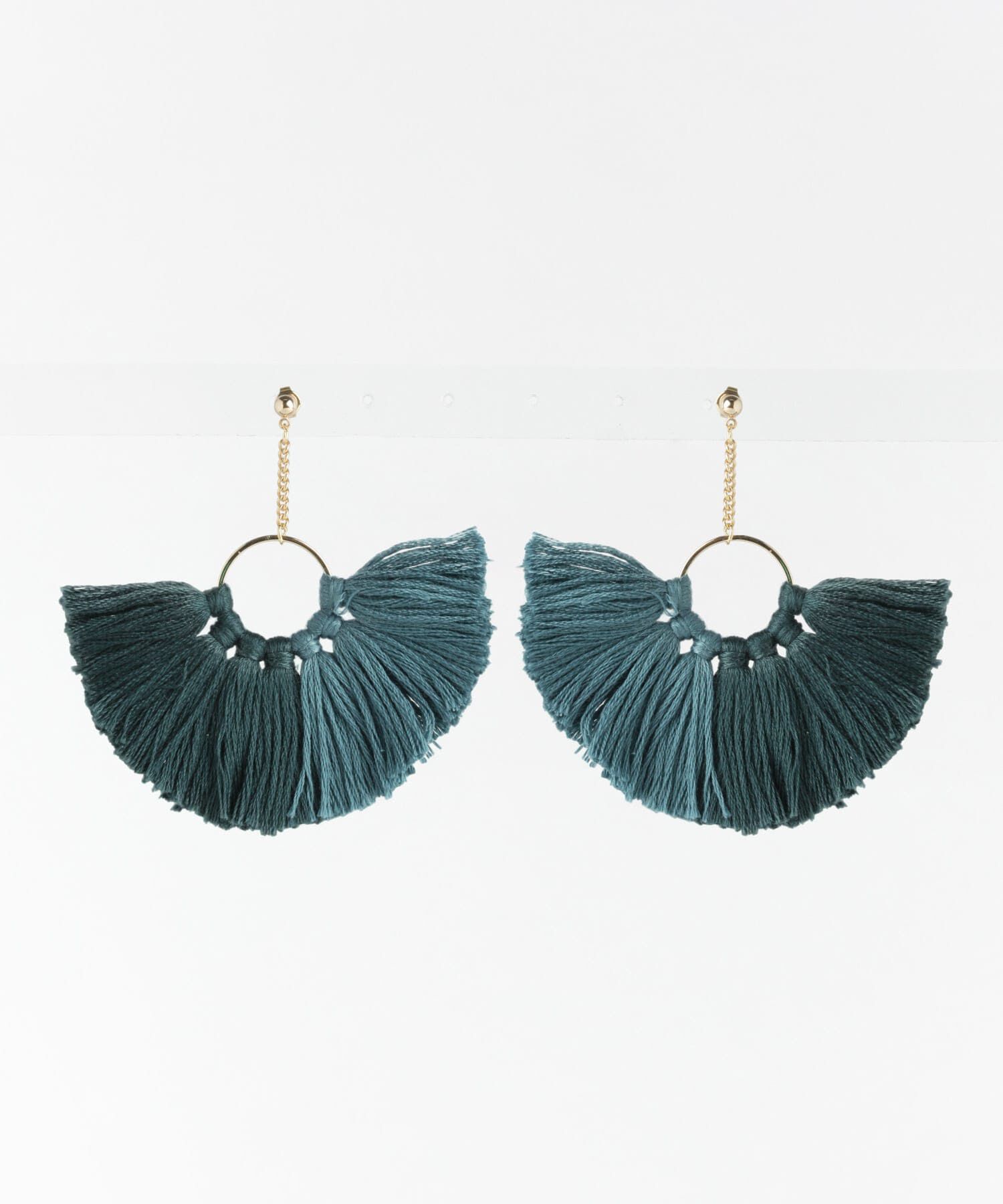  「ボリュームタッセルピアス&there4;」|ピアス|