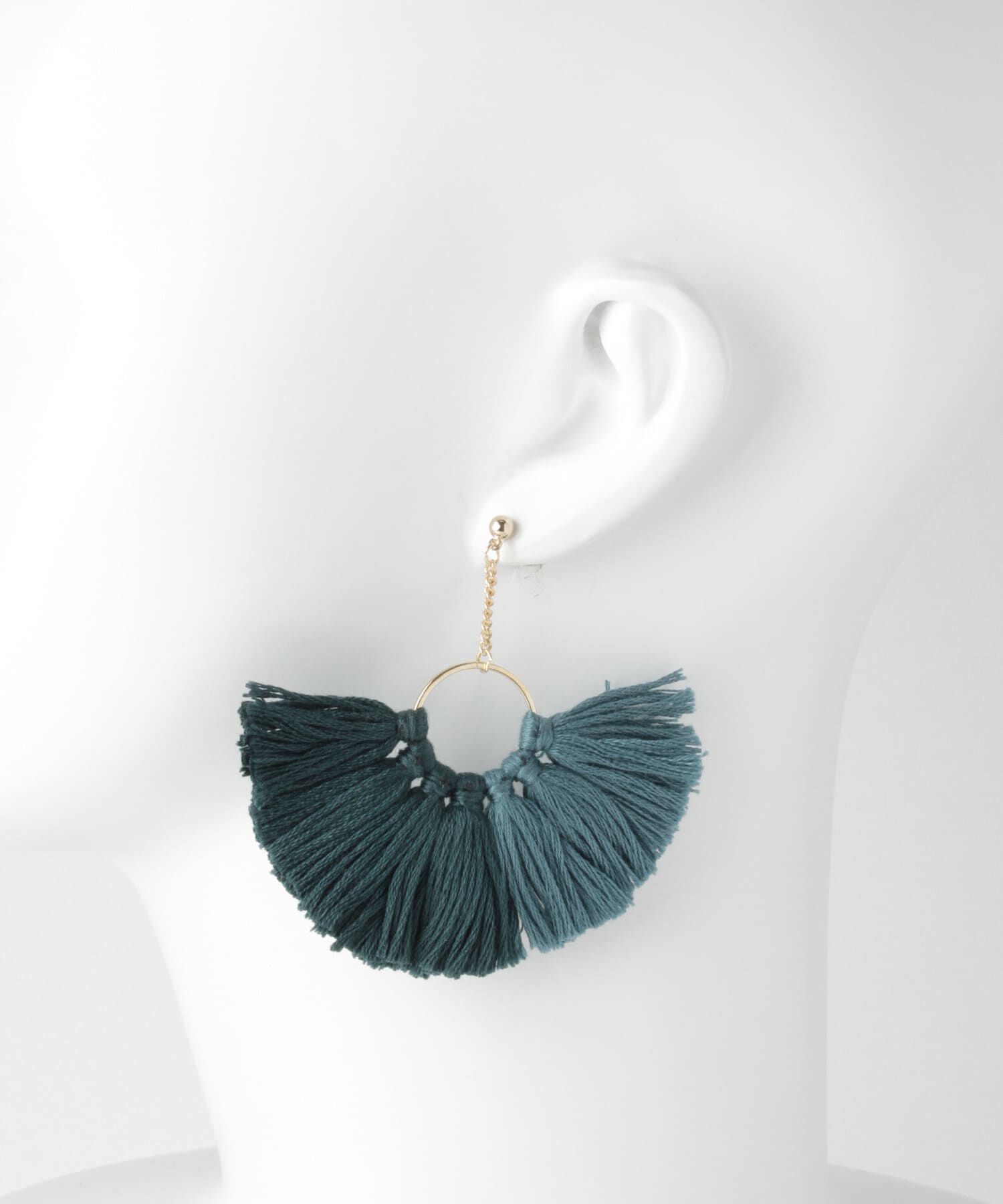  「ボリュームタッセルピアス&there4;」|ピアス|