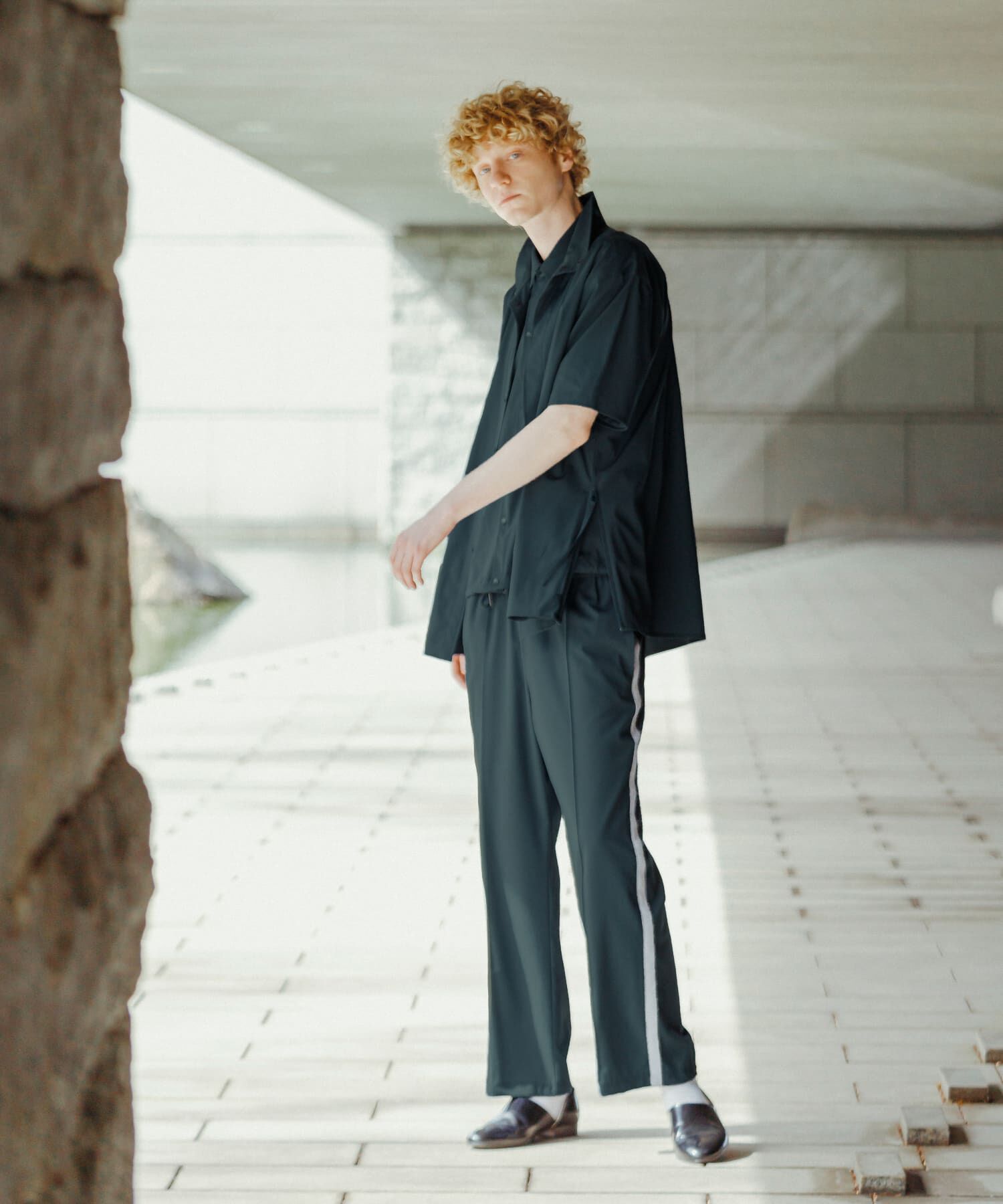 SENSE OF PLACE by URBAN RESEARCH「Uiscel　4wayストレッチサイドジップルーズシャツ」|シャツ・ブラウス|