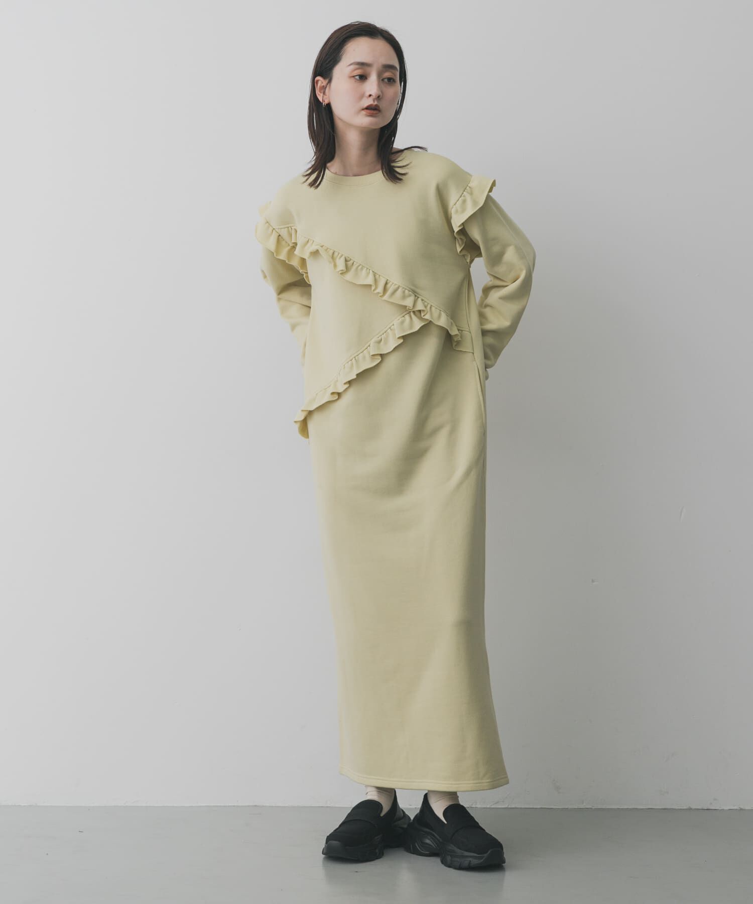 SENSE OF PLACE by URBAN RESEARCH「フリルカットワンピース」|ワンピース|