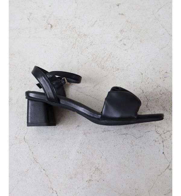  「《WEB限定アイテム》ギャザーストラップサンダル」|サンダル|