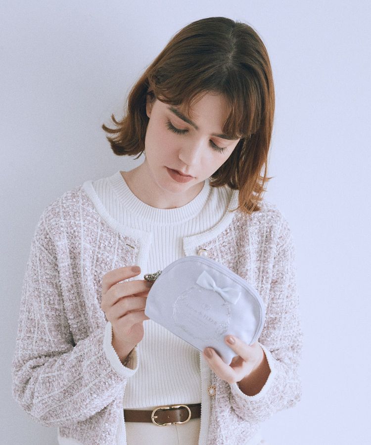 Maison de FLEUR「サテンリボンラウンドポーチ」|ポーチ|ライトブルー