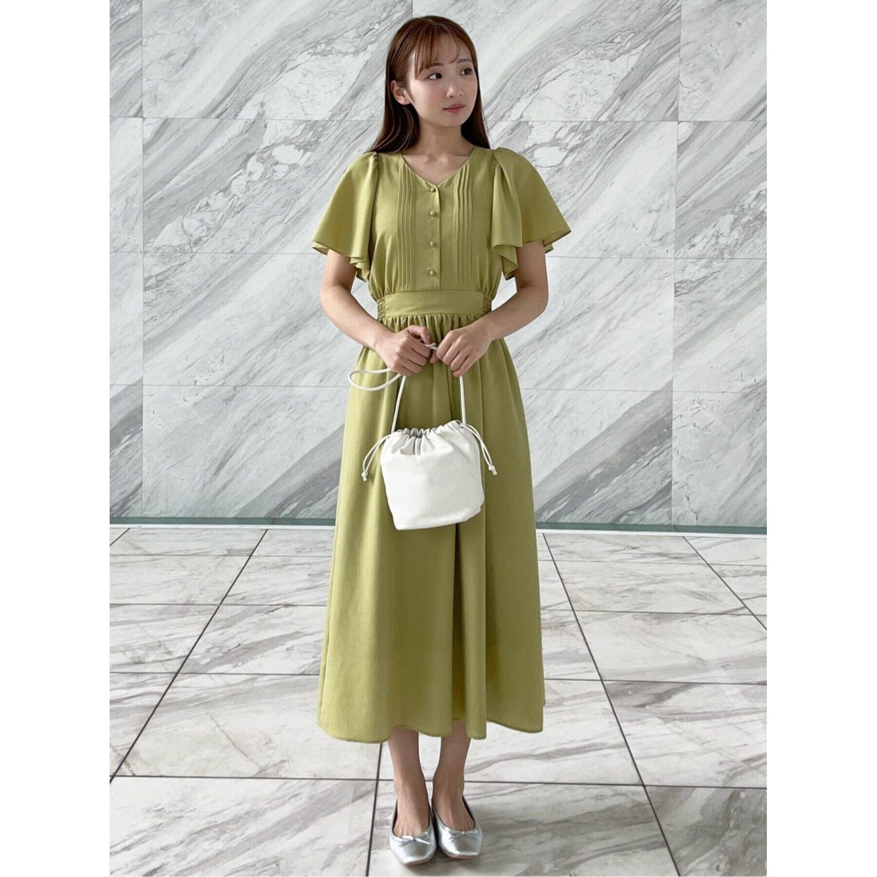 DRESSTERIOR「【袖コンシャス/洗える/ウエストゴム】フレアスリーブウエストシャーリングワンピース」|ワンピース|