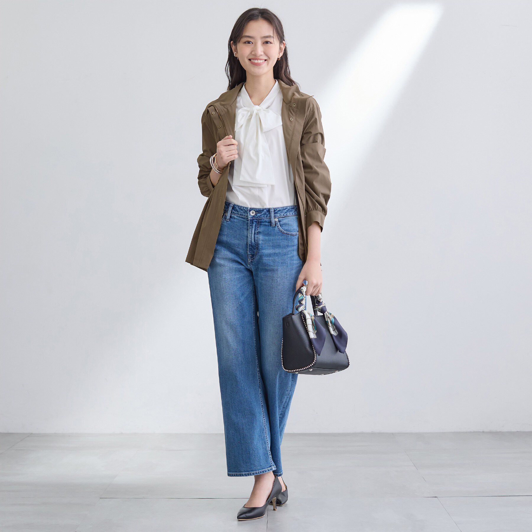 INDIVI「【撥水／フード取外し可】凹凸素材ブルゾン」|ブルゾン・スタジャン|