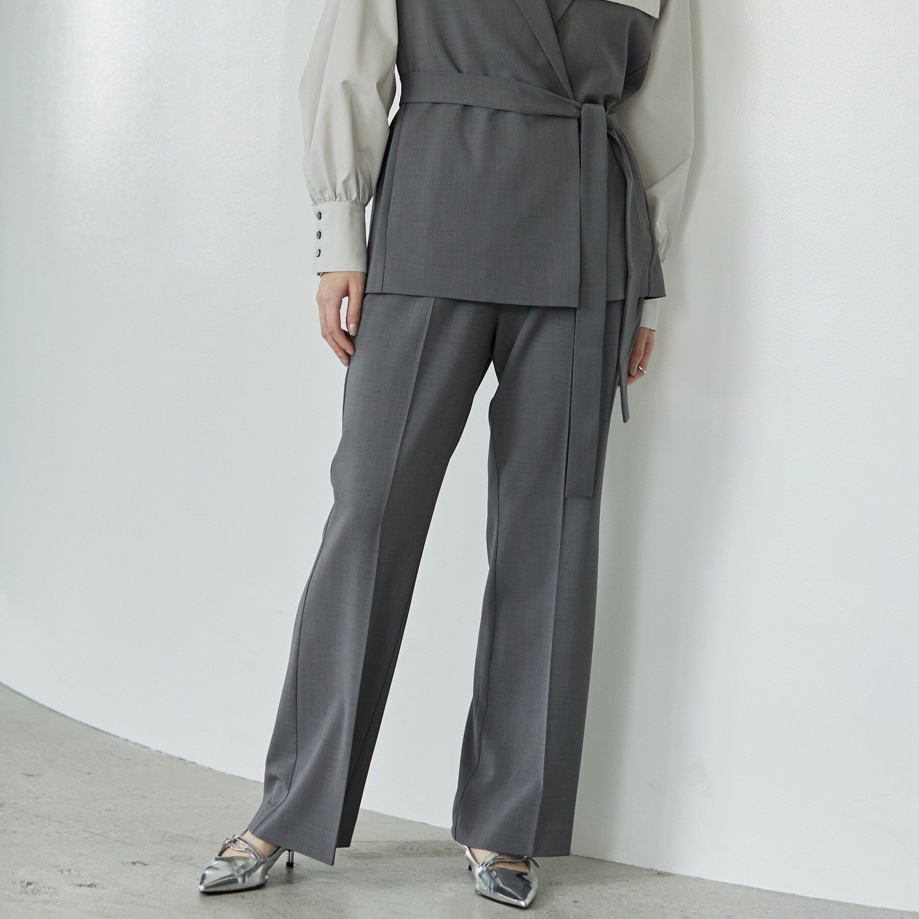 GALLEST「Comfy SET UP｜ストレートフレアパンツ【セットアップ対応／通勤／カセット服】」|その他|チャコールグレー(0