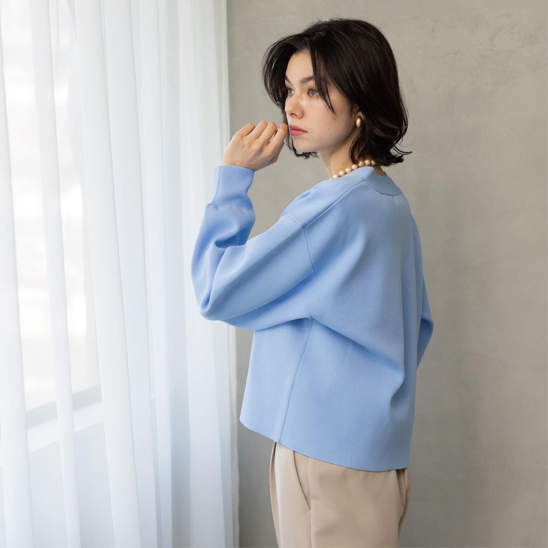 OPAQUE.CLIP「ゴールドビックボタンVネックニットカーディガン【洗濯機OK】」|カーディガン|