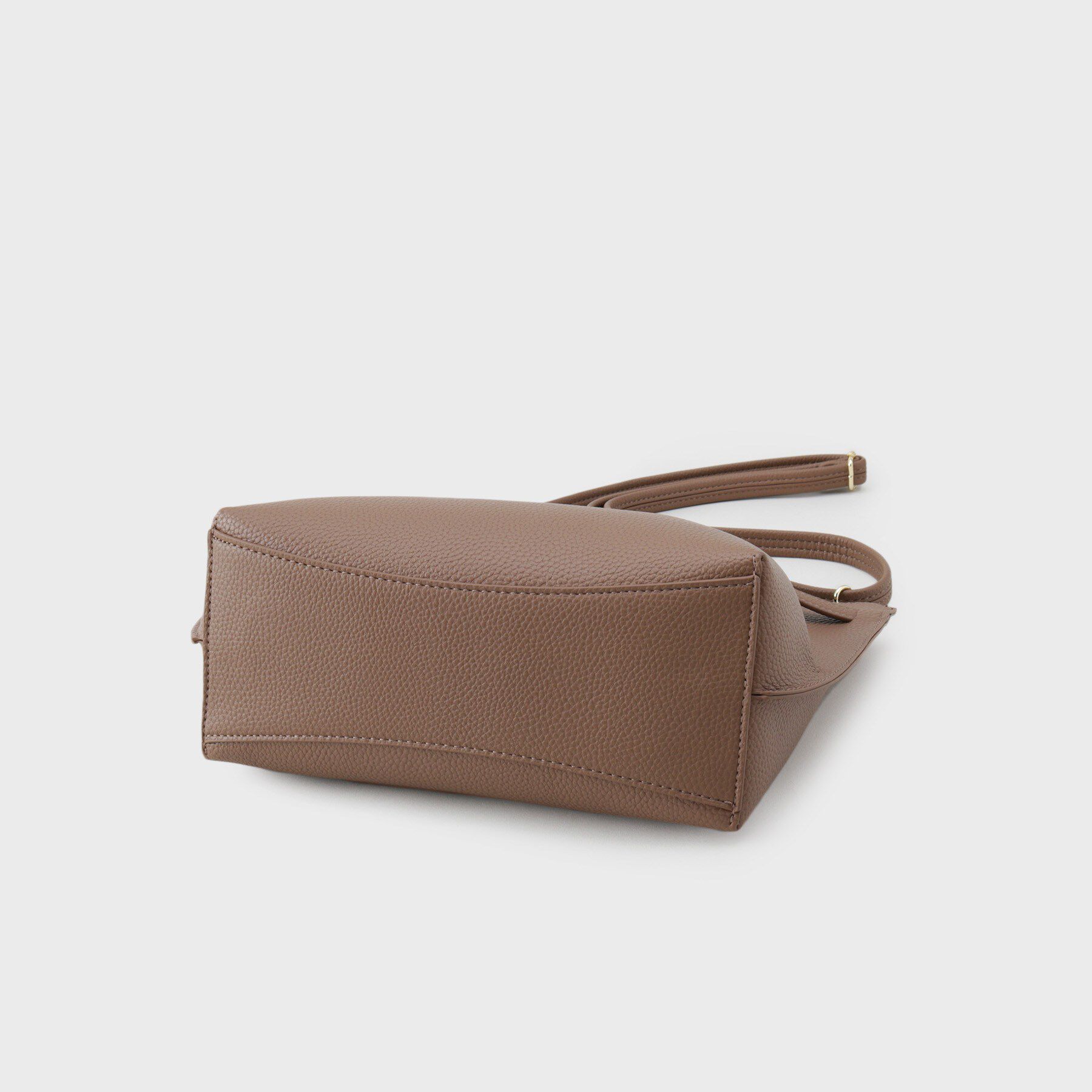 OPAQUE.CLIP「ベルトデザイン軽量シュリンク合皮ミドル」|トートバッグ|