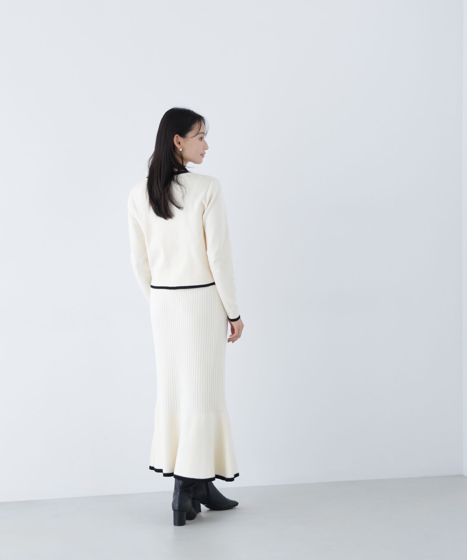  「バイカラーニットジャケット＆スカート」|ワンピース|